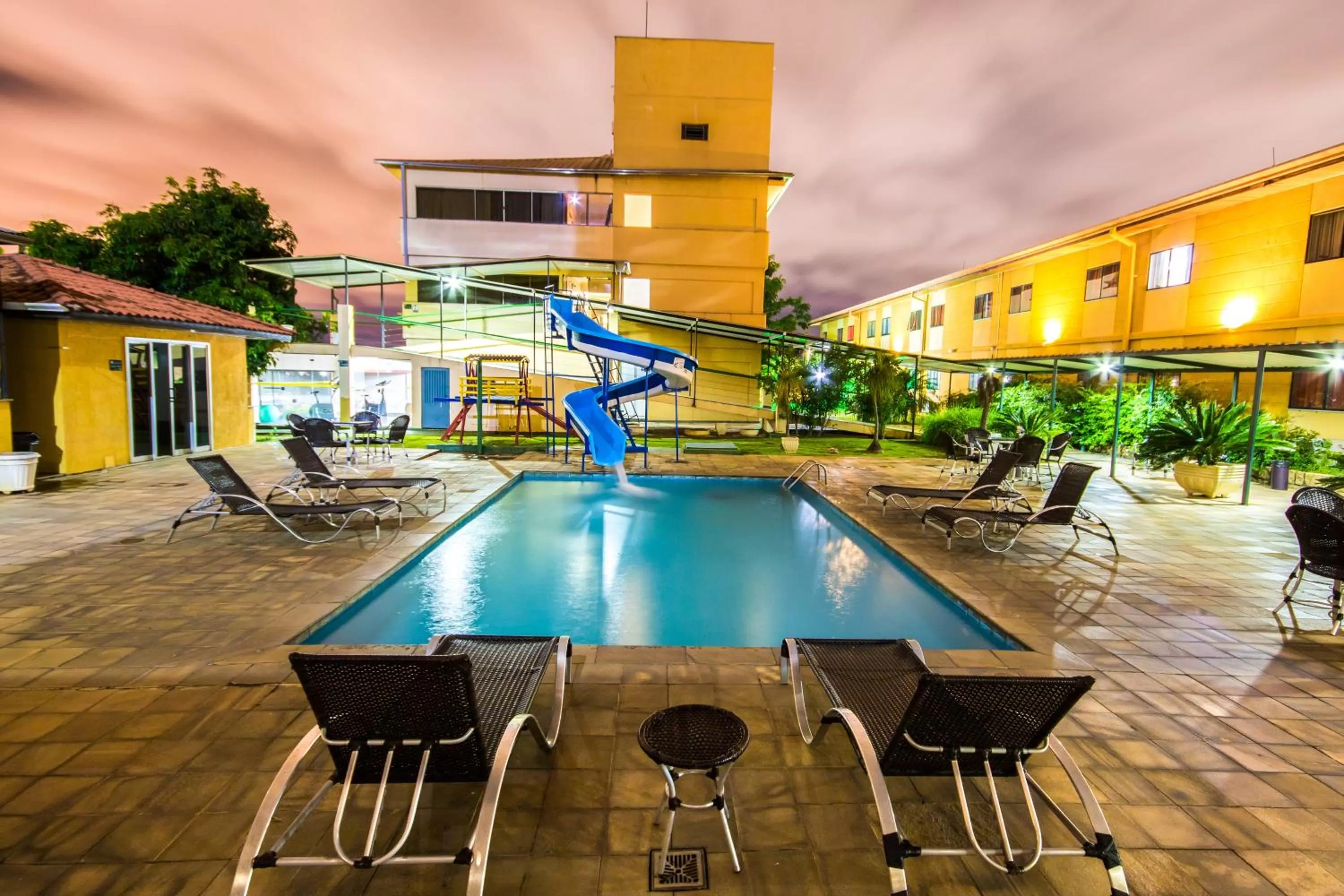Swimming pool in Hotel Nacional Inn Sorocaba