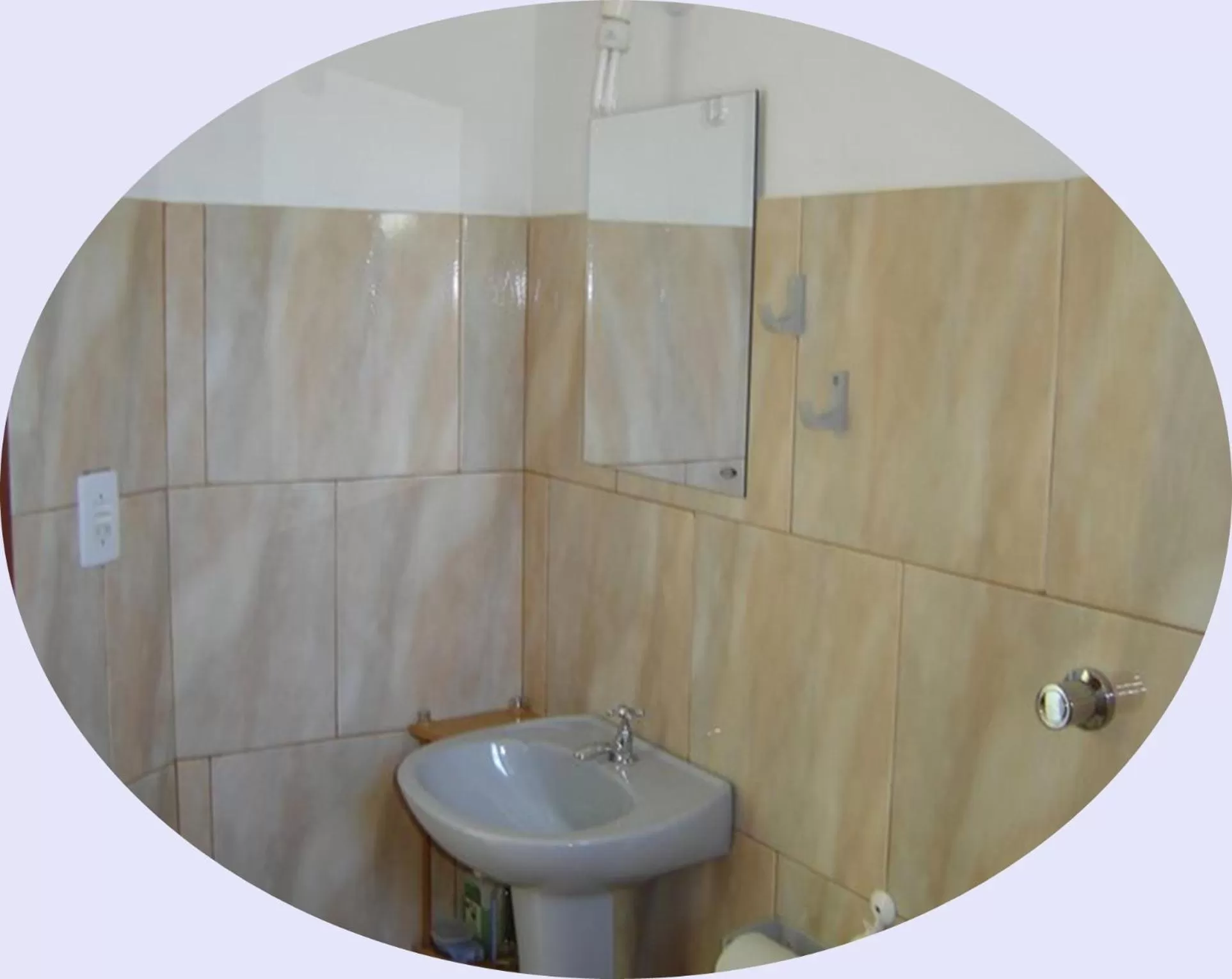 Bathroom in Pousada Ilha Margarita