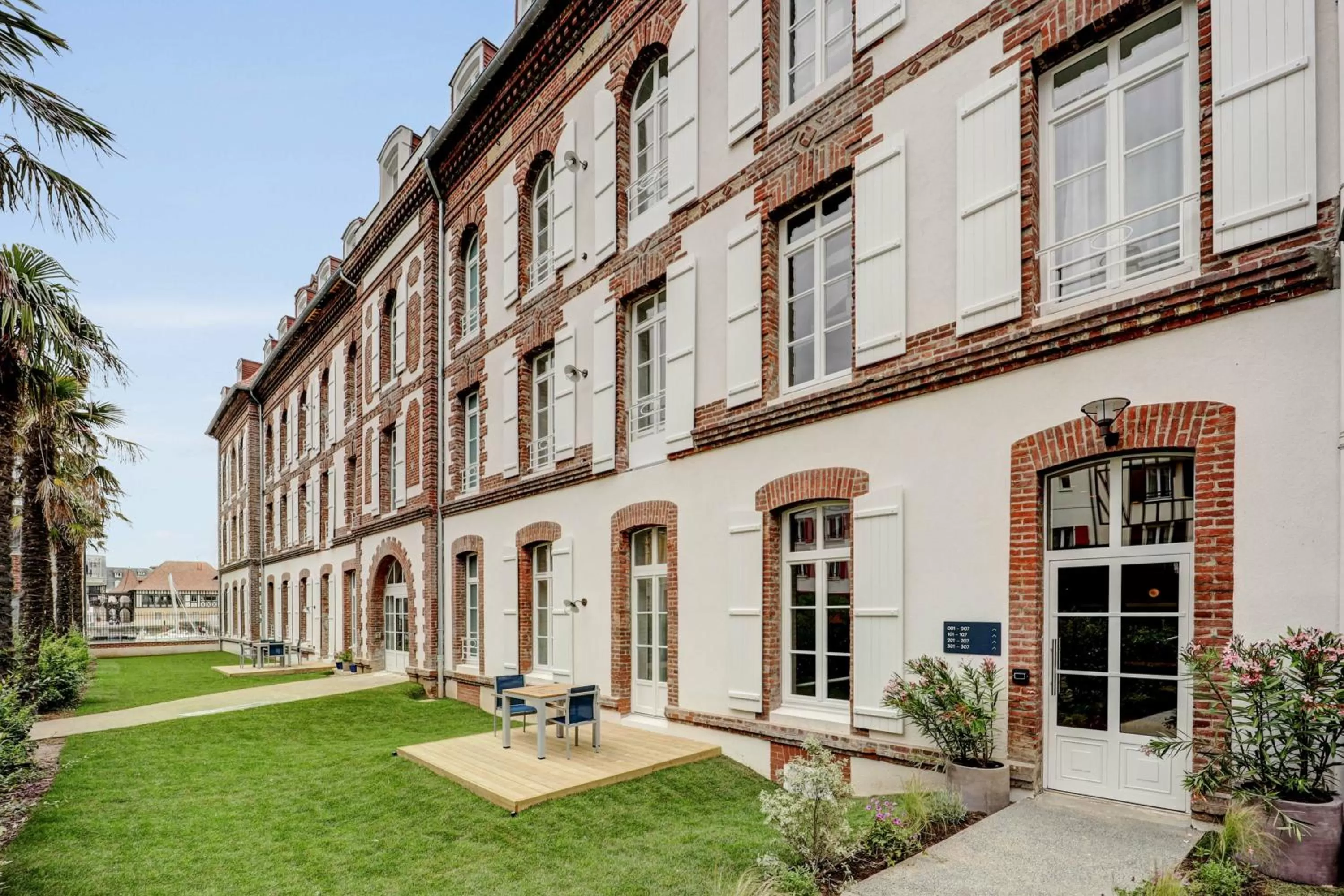 Property building in Résidence Pierre & Vacances Premium Presqu'Ile de la Touques