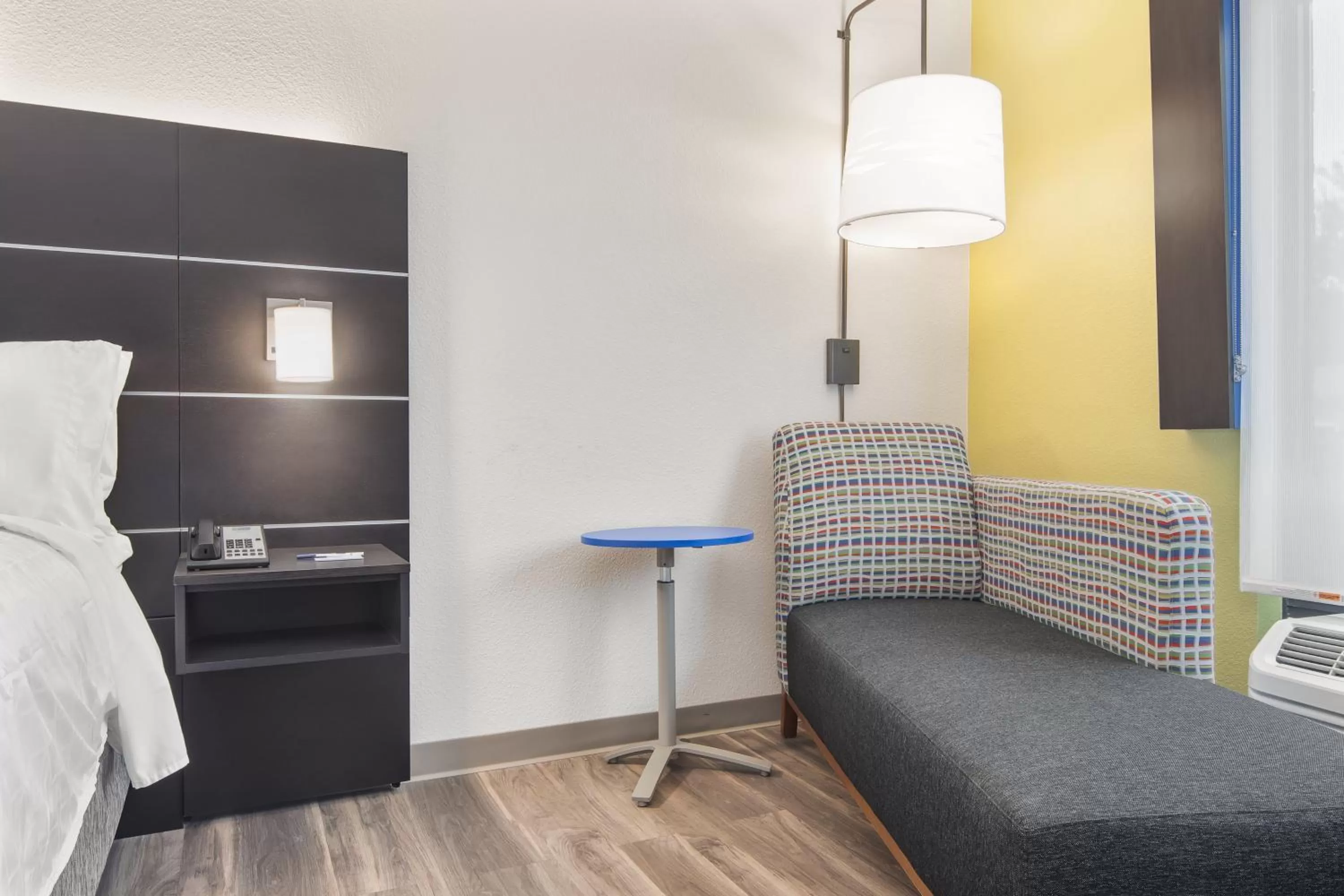 Photo of the whole room, Bed in Holiday Inn Express & Suites - Hardeeville-Hilton Head by IHG