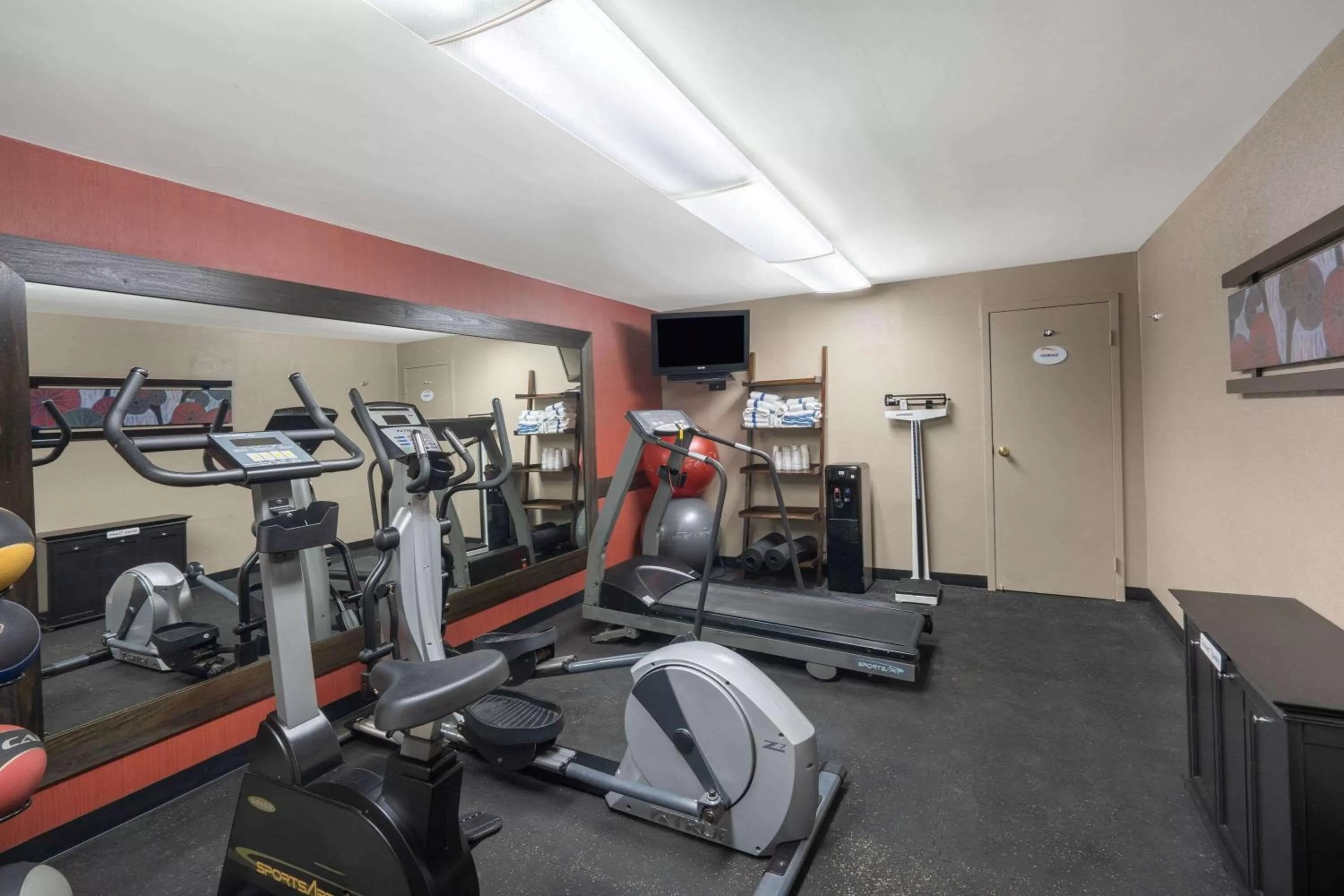 Fitness centre/facilities in Baymont by Wyndham Murfreesboro