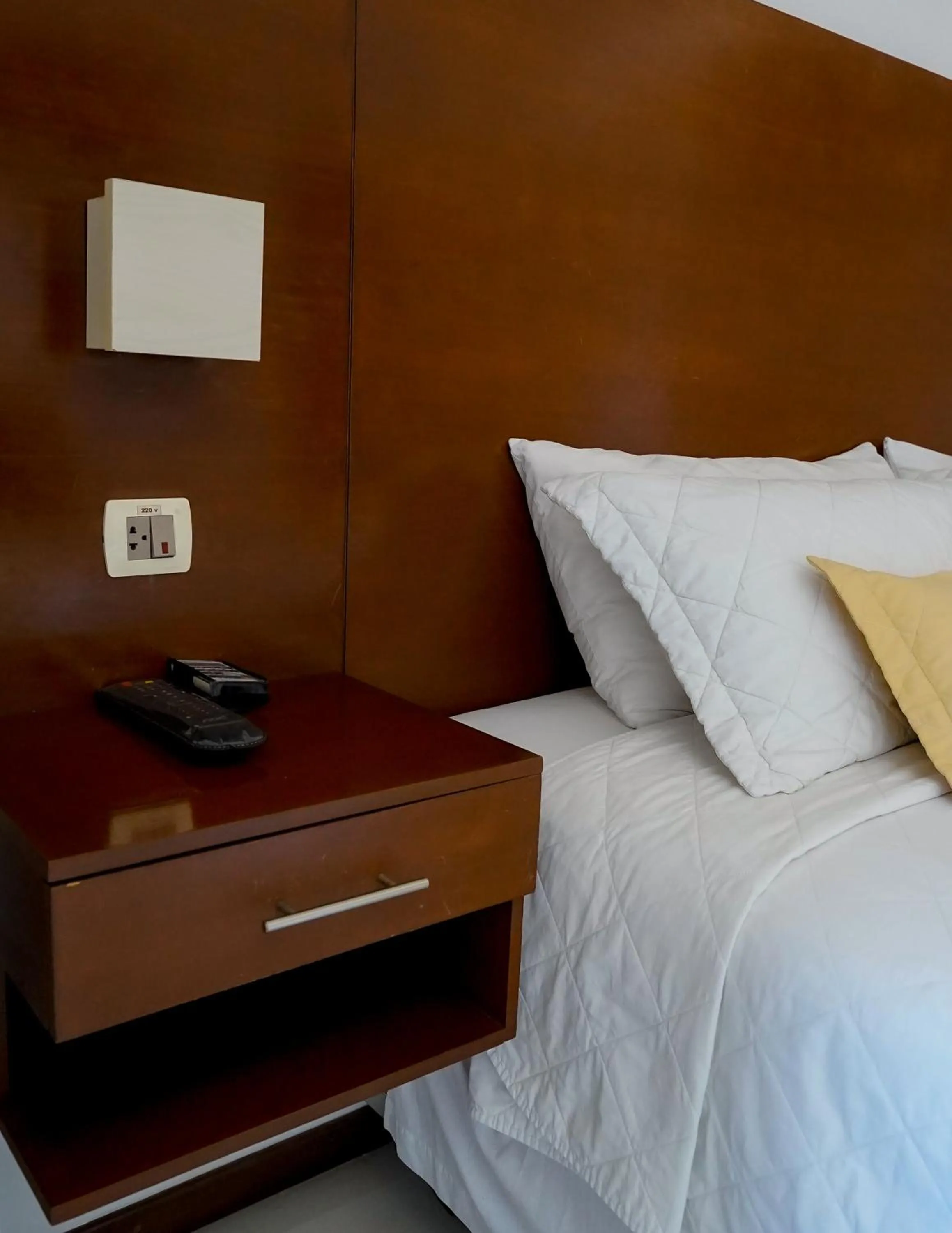 Bedroom, Bed in Prince Hotel