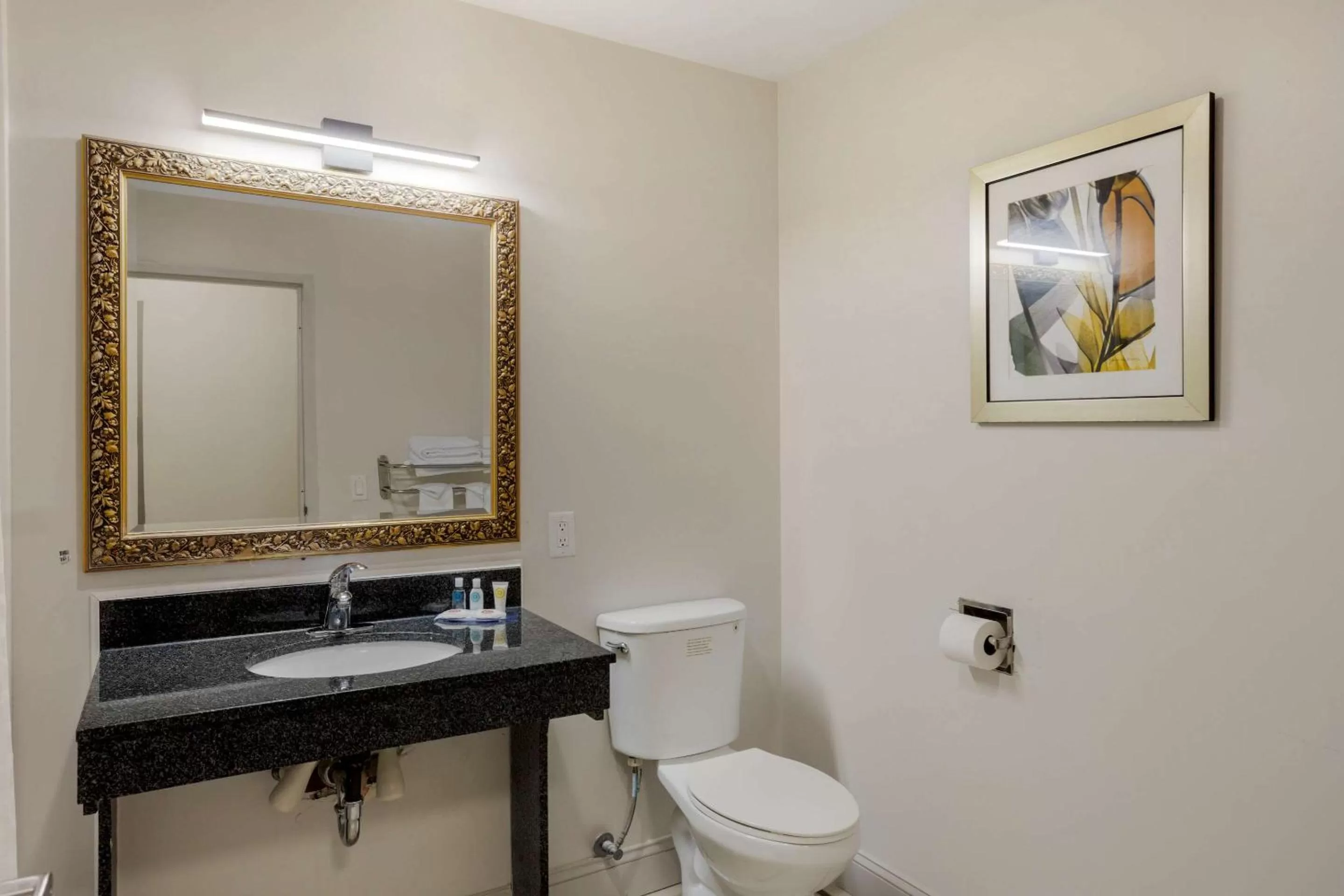 Bedroom in Comfort Inn & Suites Mt Laurel-Philadelphia