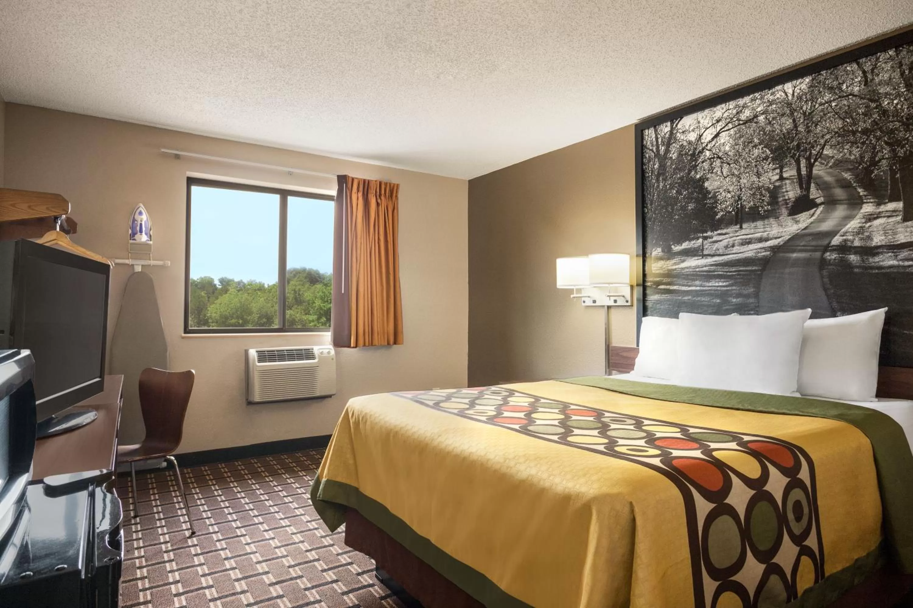 Bed in Super 8 by Wyndham Mayfield