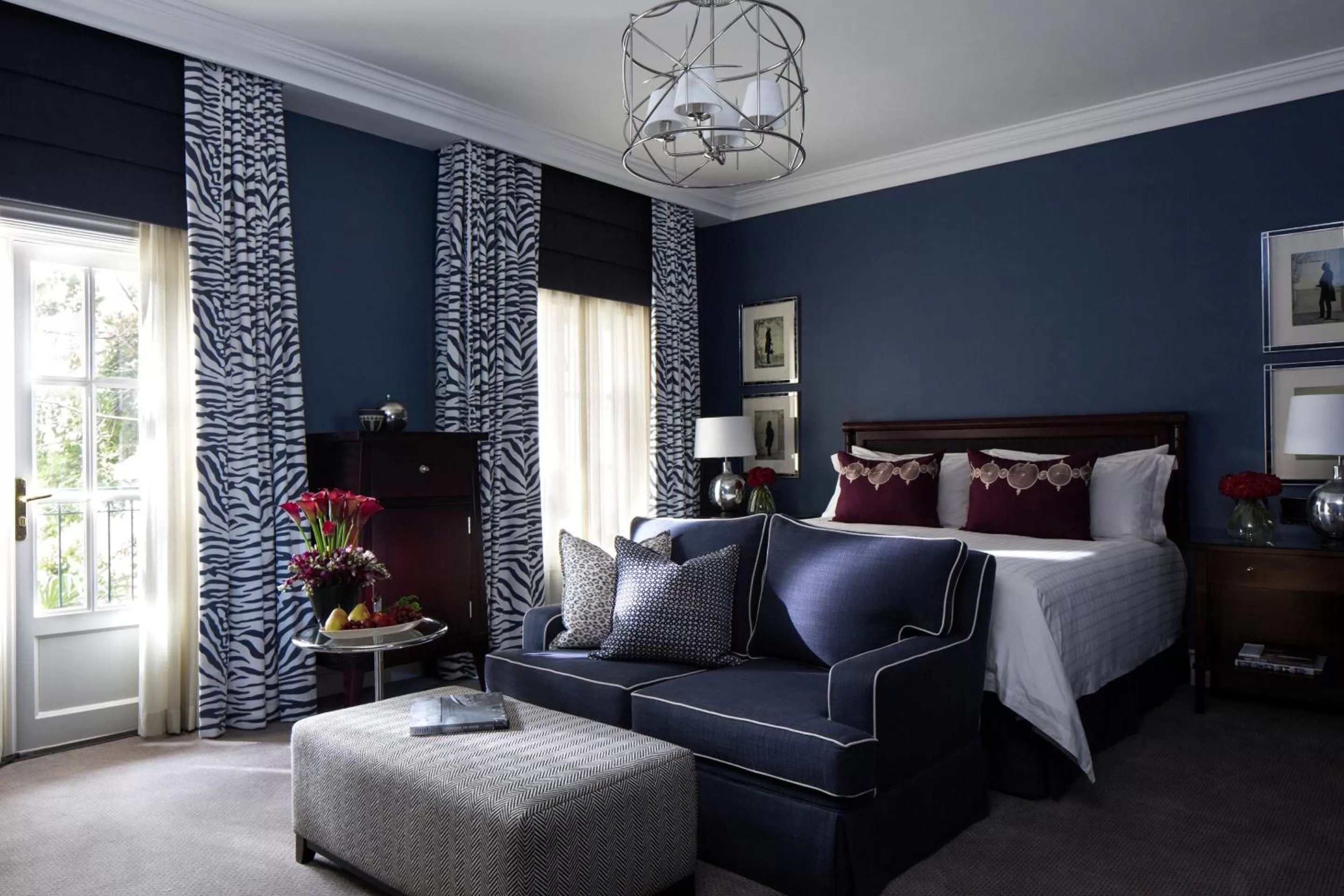 Bedroom, Bed in Four Seasons Hotel The Westcliff