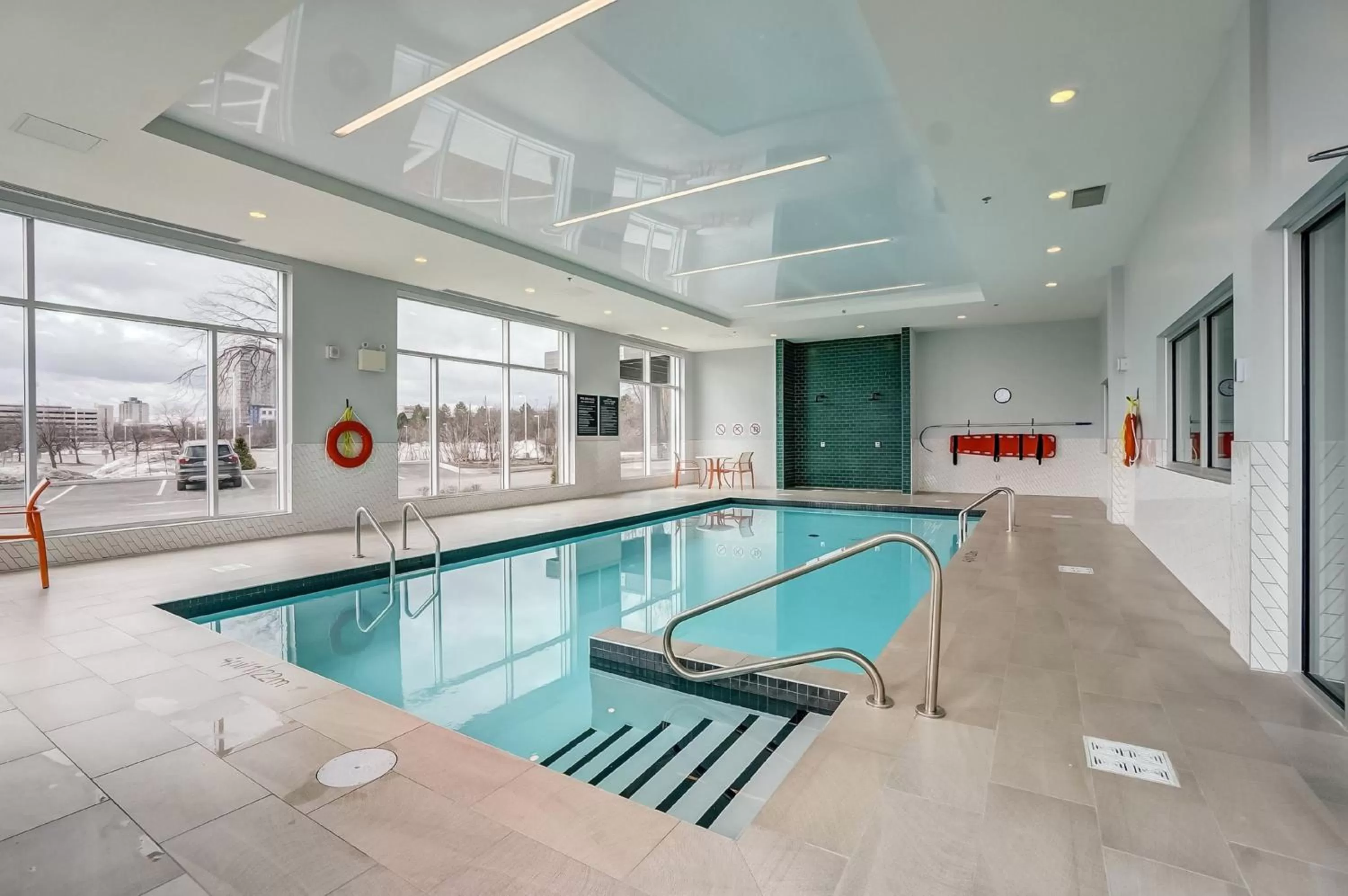 Swimming pool in Holiday Inn Gatineau - Ottawa by IHG
