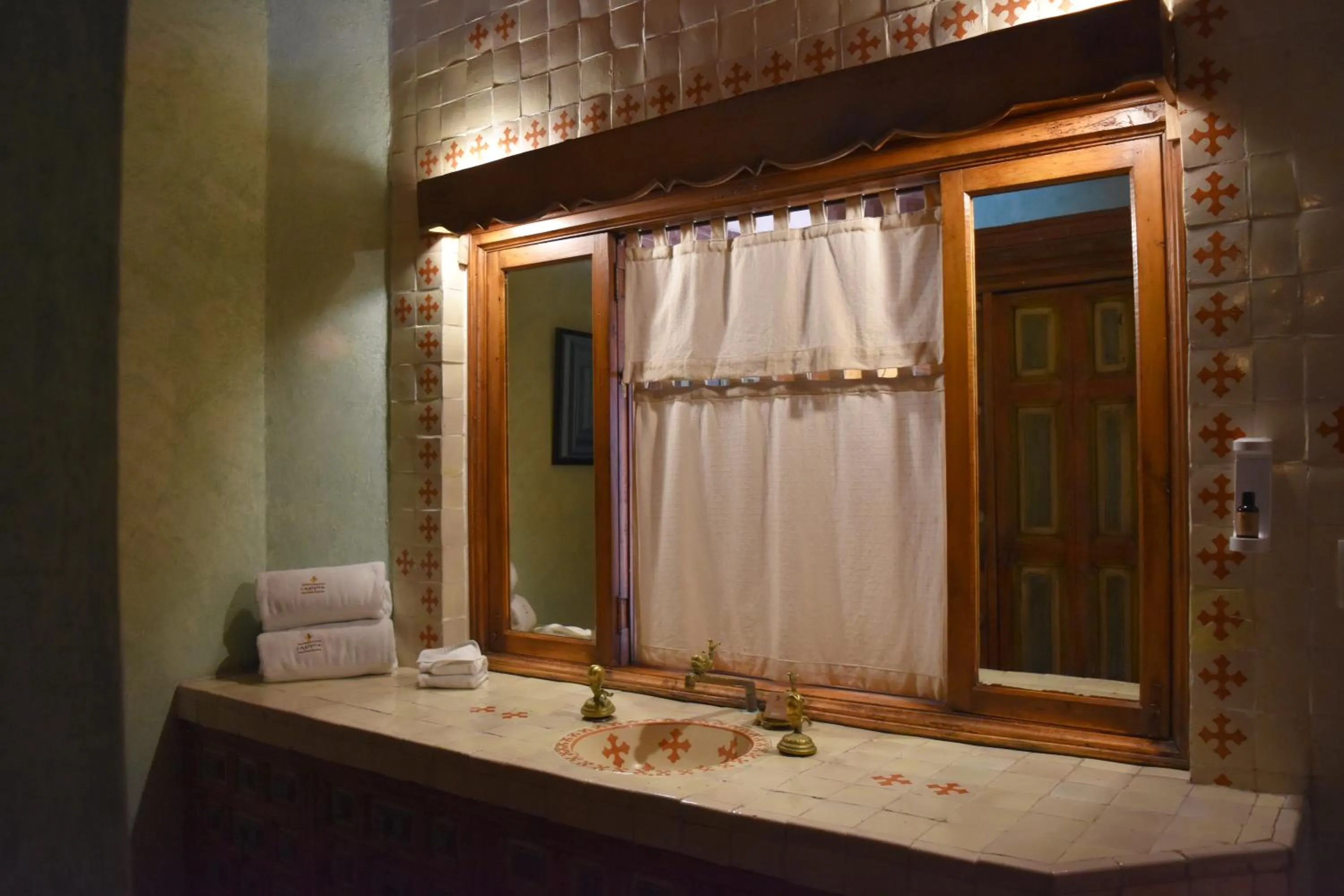 Photo of the whole room in La Joyita Cuernavaca