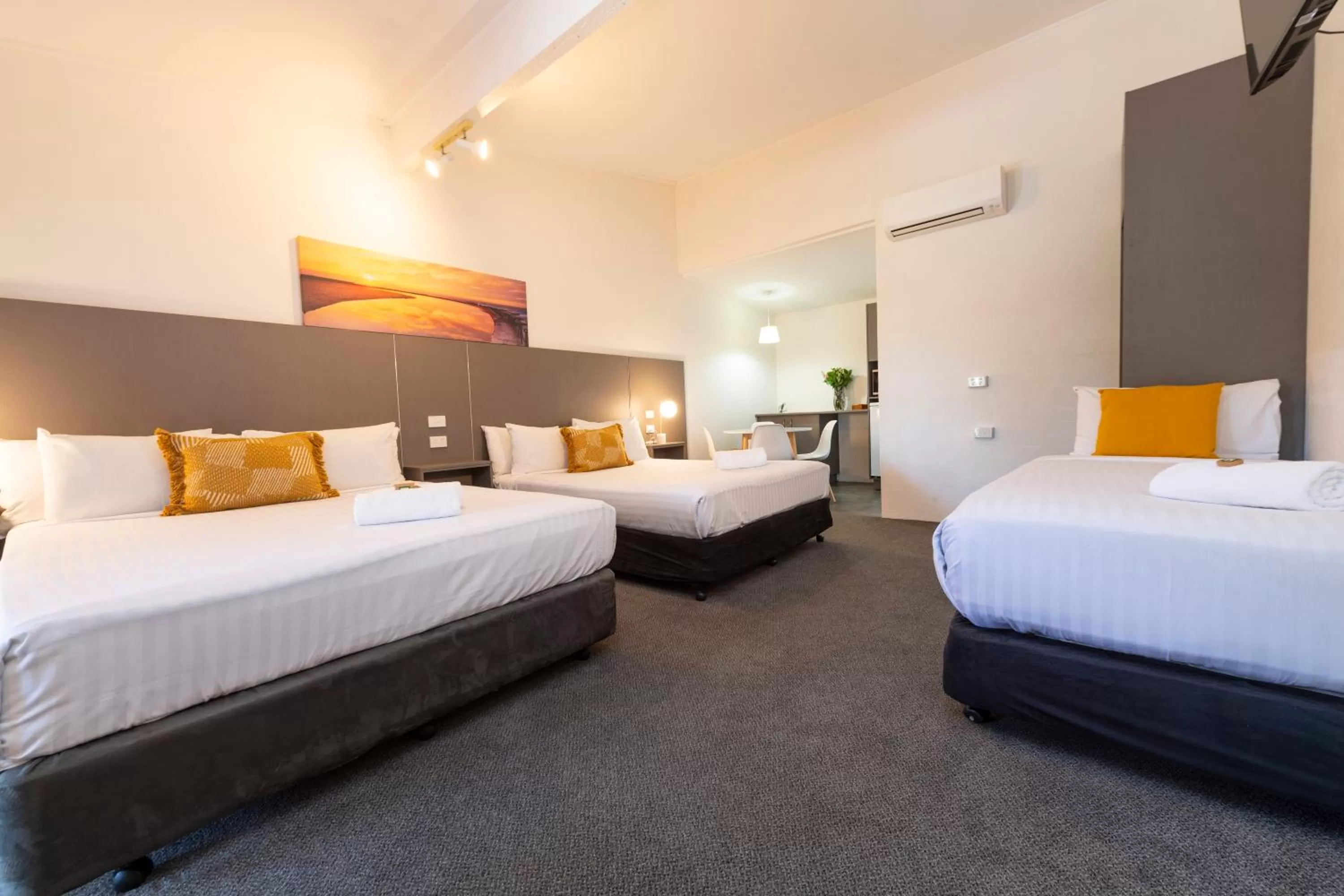 Bed in Fern Bay Motel