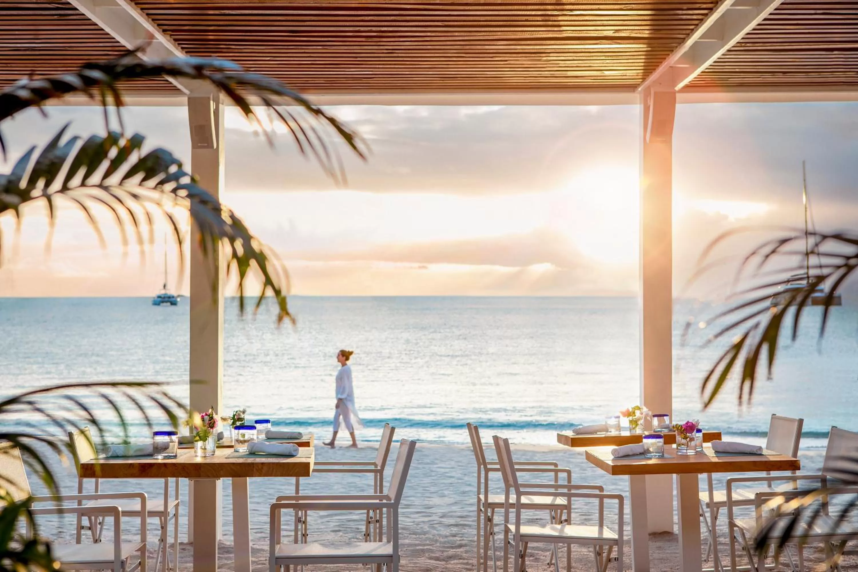 Restaurant/places to eat in The Landings Resort and Spa - All Suites