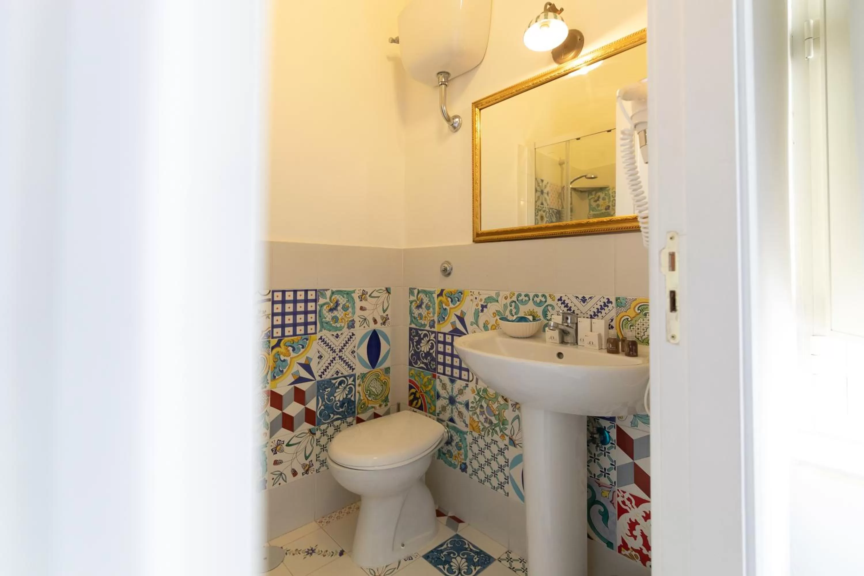 Bathroom in EFFE SUITES