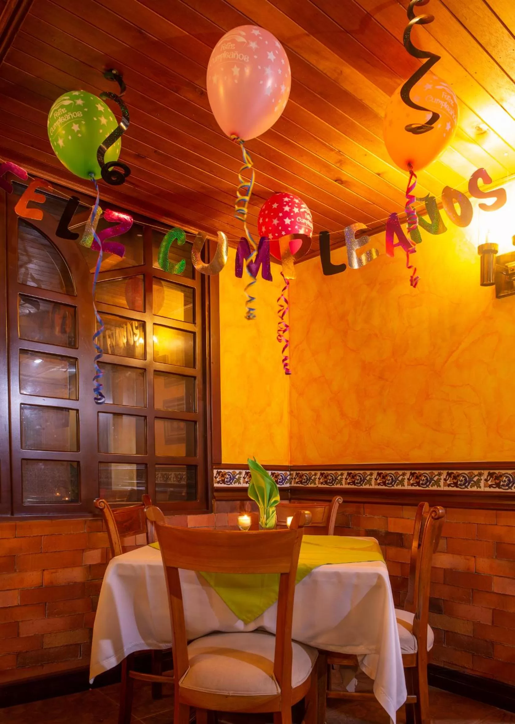 Restaurant/Places to Eat in Hotel Principe