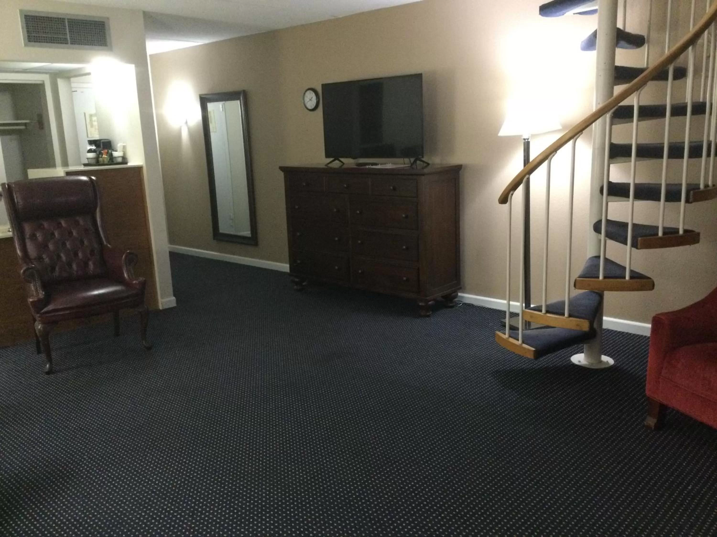 Ramada by Wyndham Grayling Hotel & Conference Center