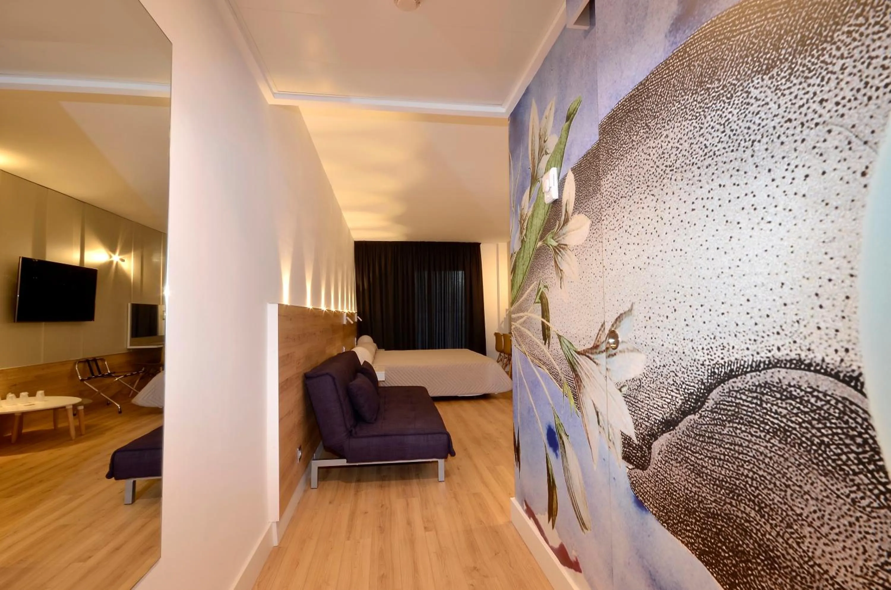 Photo of the whole room, Bed in Hotel Olympus