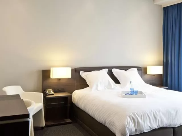 Bedroom, Bed in Blue Woods Hotel - Deerlijk