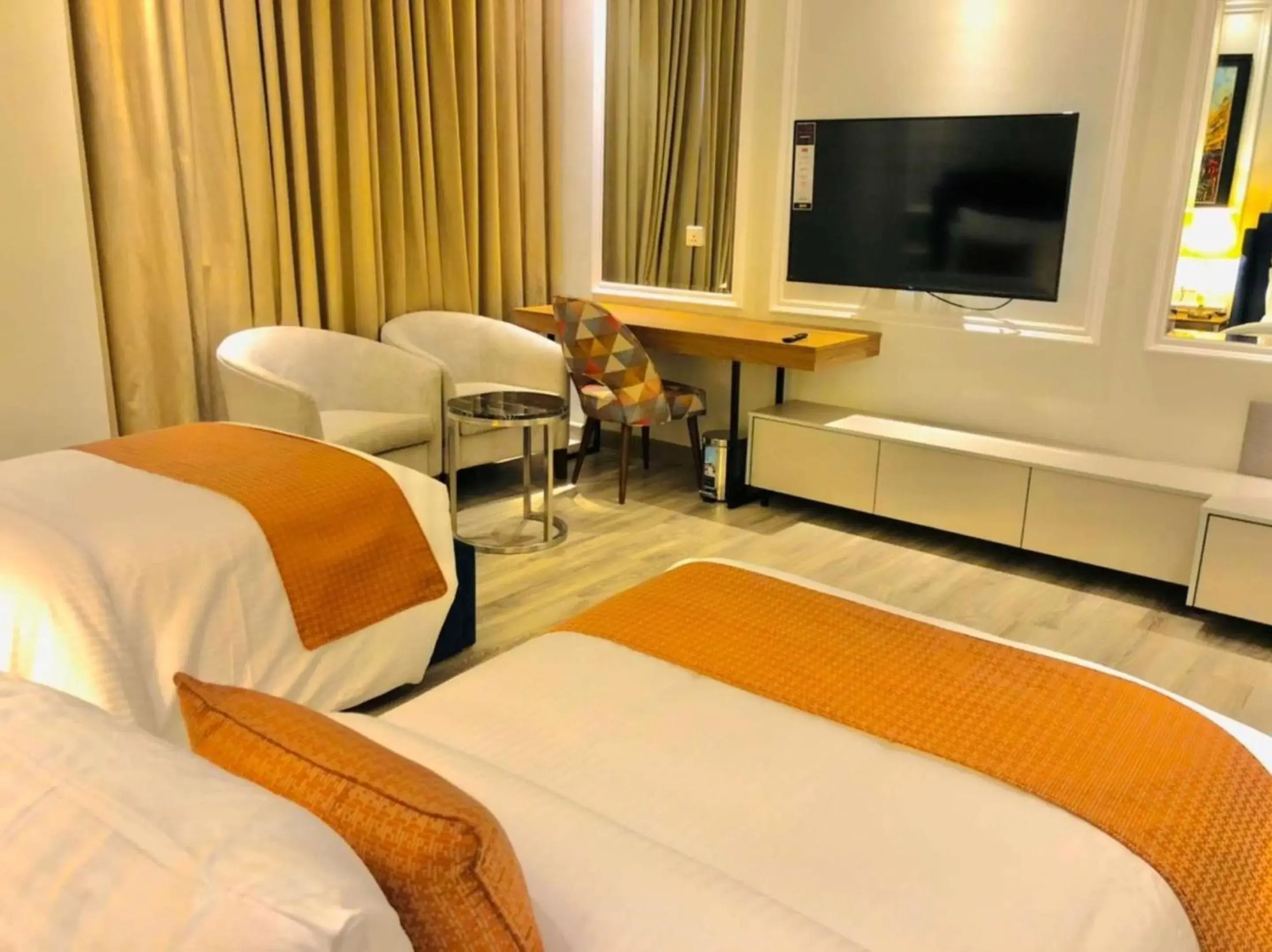 Deluxe Twin Room - single occupancy - Non-Smoking in Best Western Premier Hotel Gulberg Lahore Deluxe Twin Room - single occupancy - Non-Smoking in Best Western Premier Hotel Gulberg Lahore