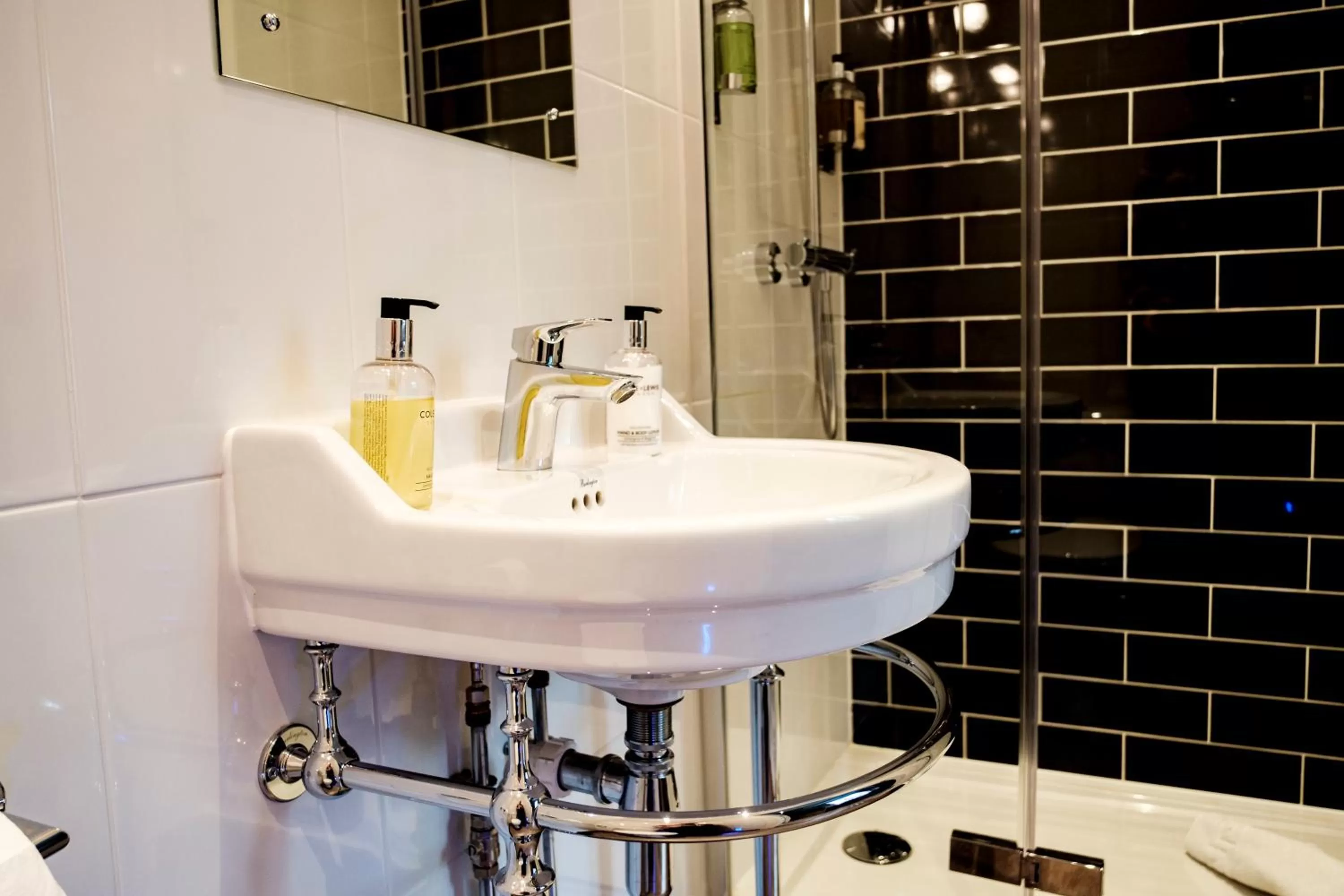 Bathroom in The Princess Royal