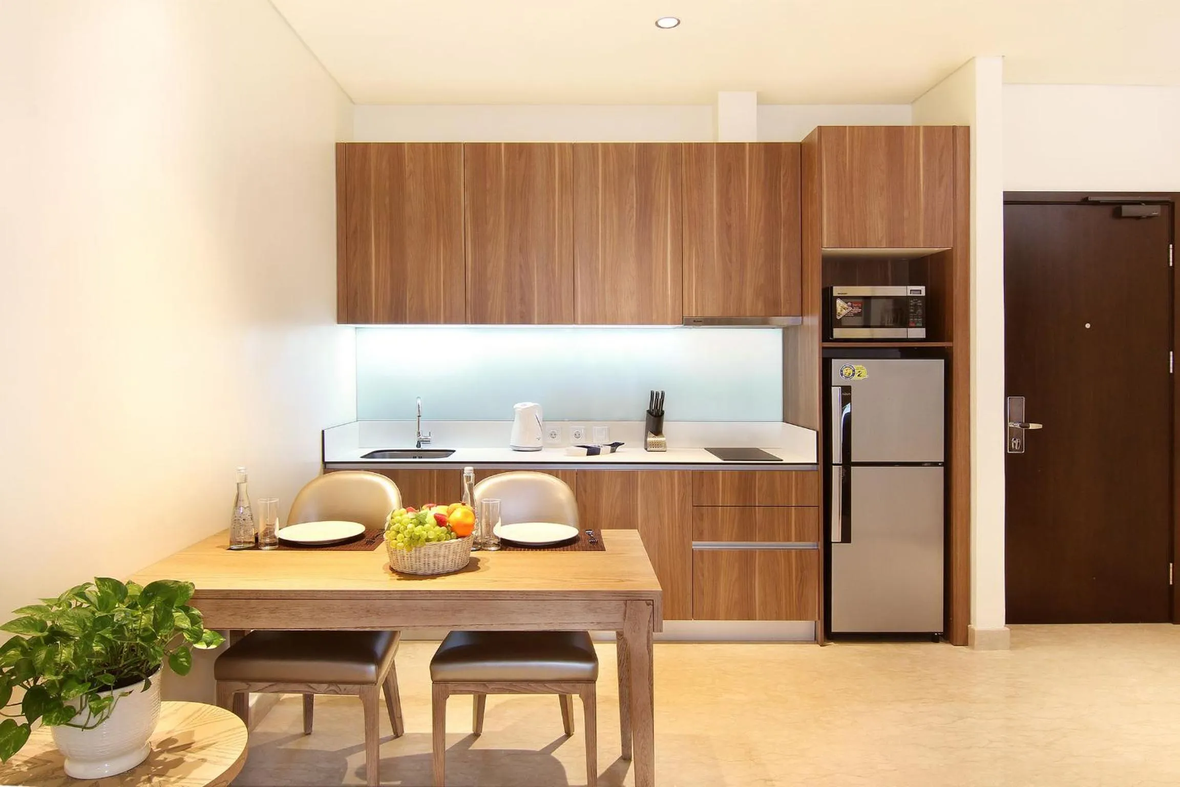 Kitchen or kitchenette in Dwijaya House of Pakubuwono