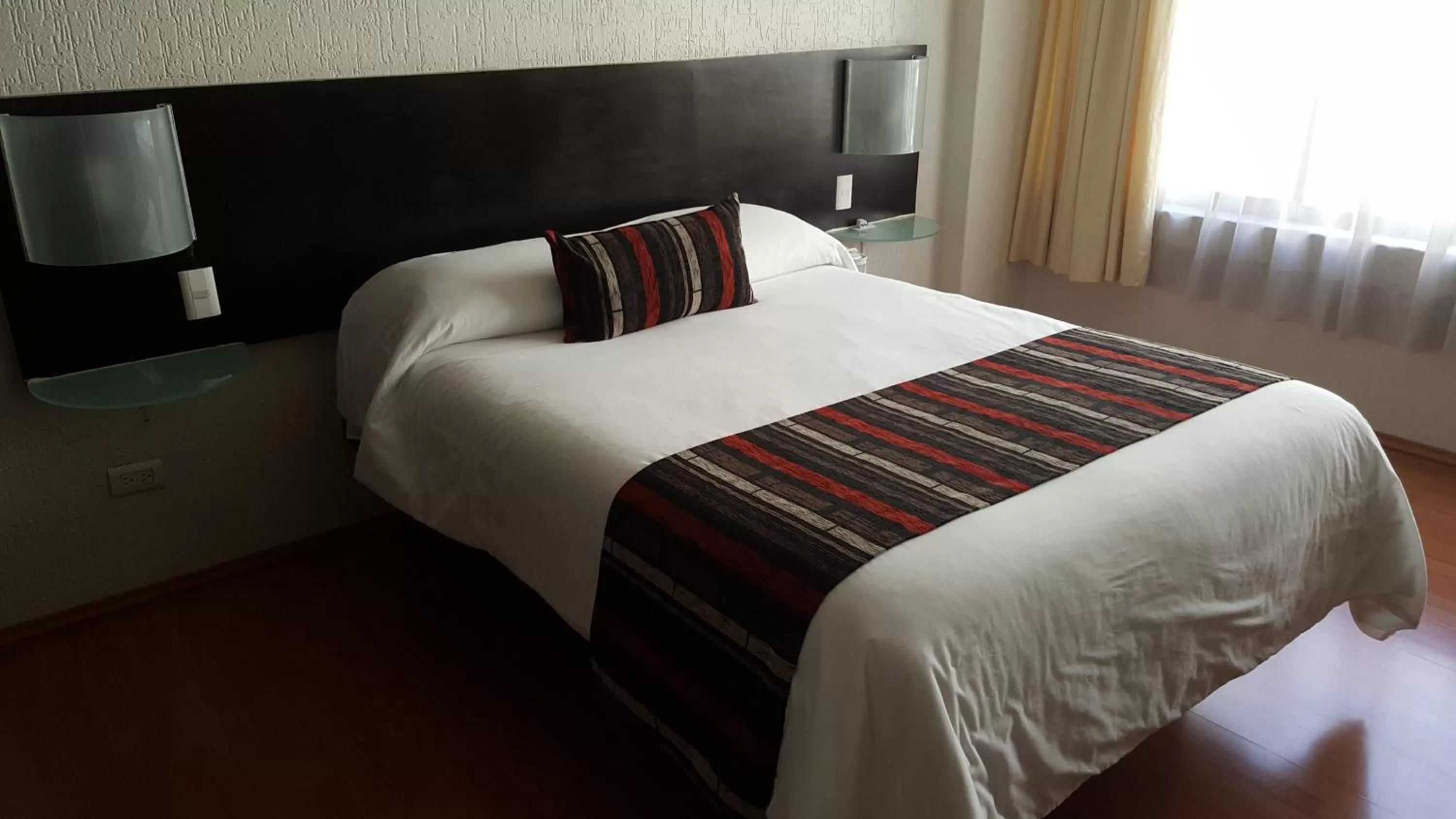 Bedroom, Bed in Bosque de Magnolias 93