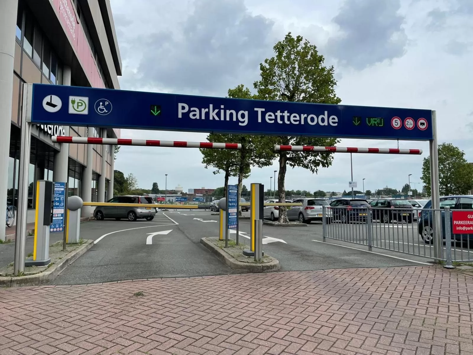 Parking in Triple G Hotels