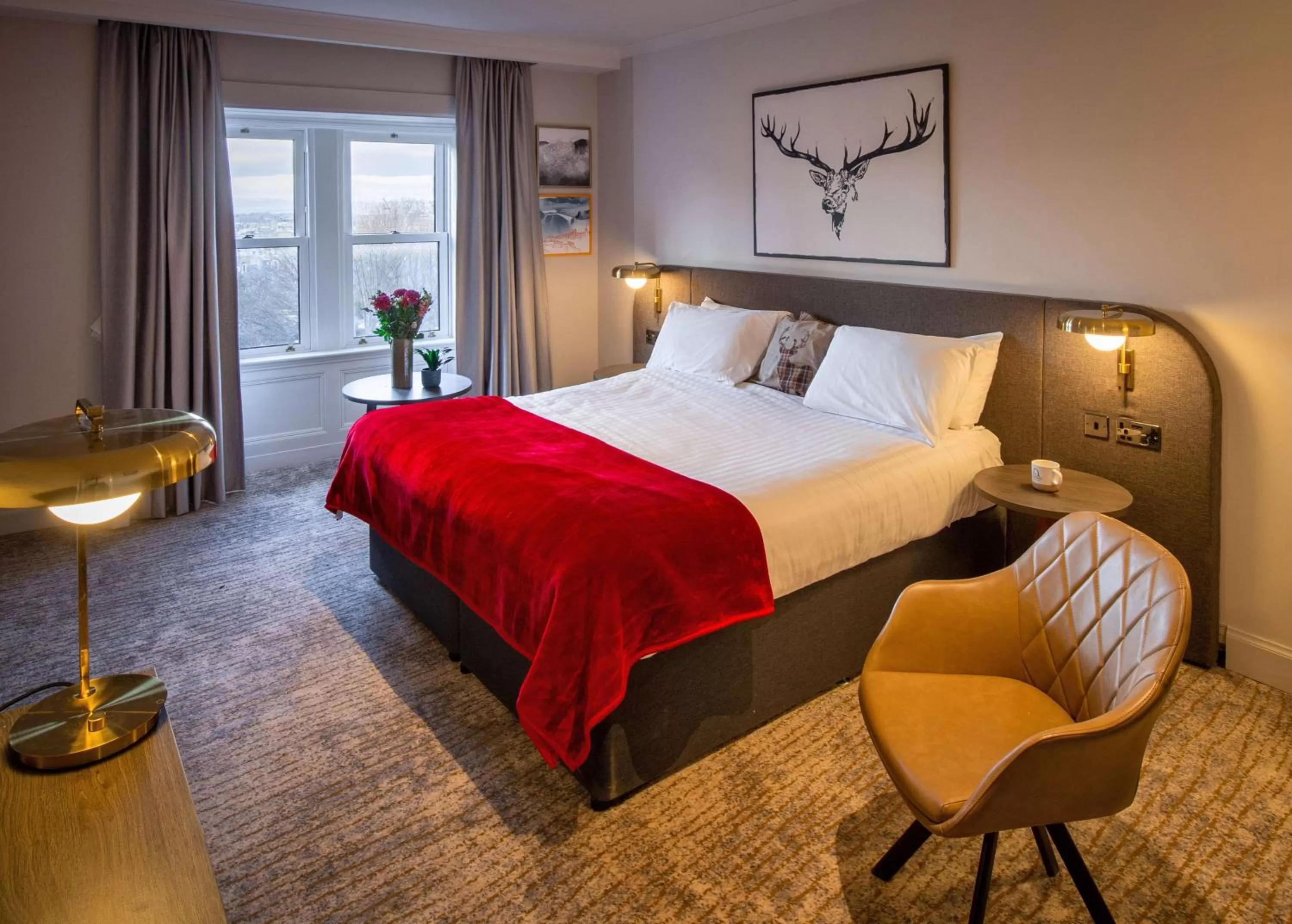 Photo of the whole room, Bed in Bruntsfield Hotel