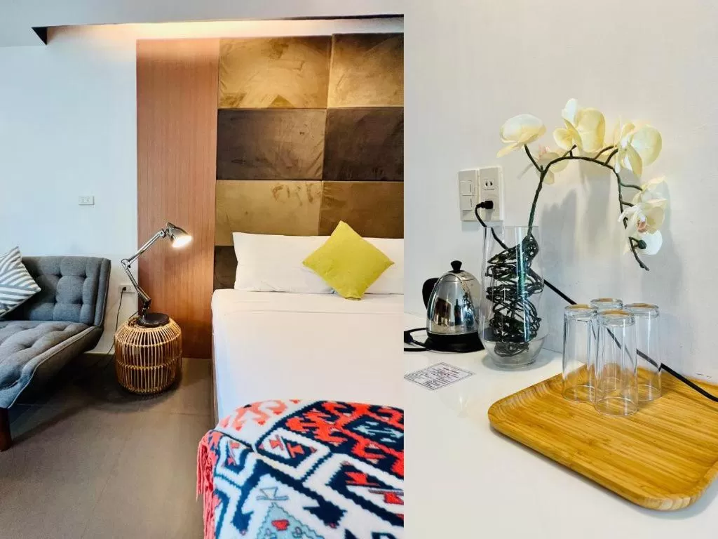 Bed in Treetop Suites