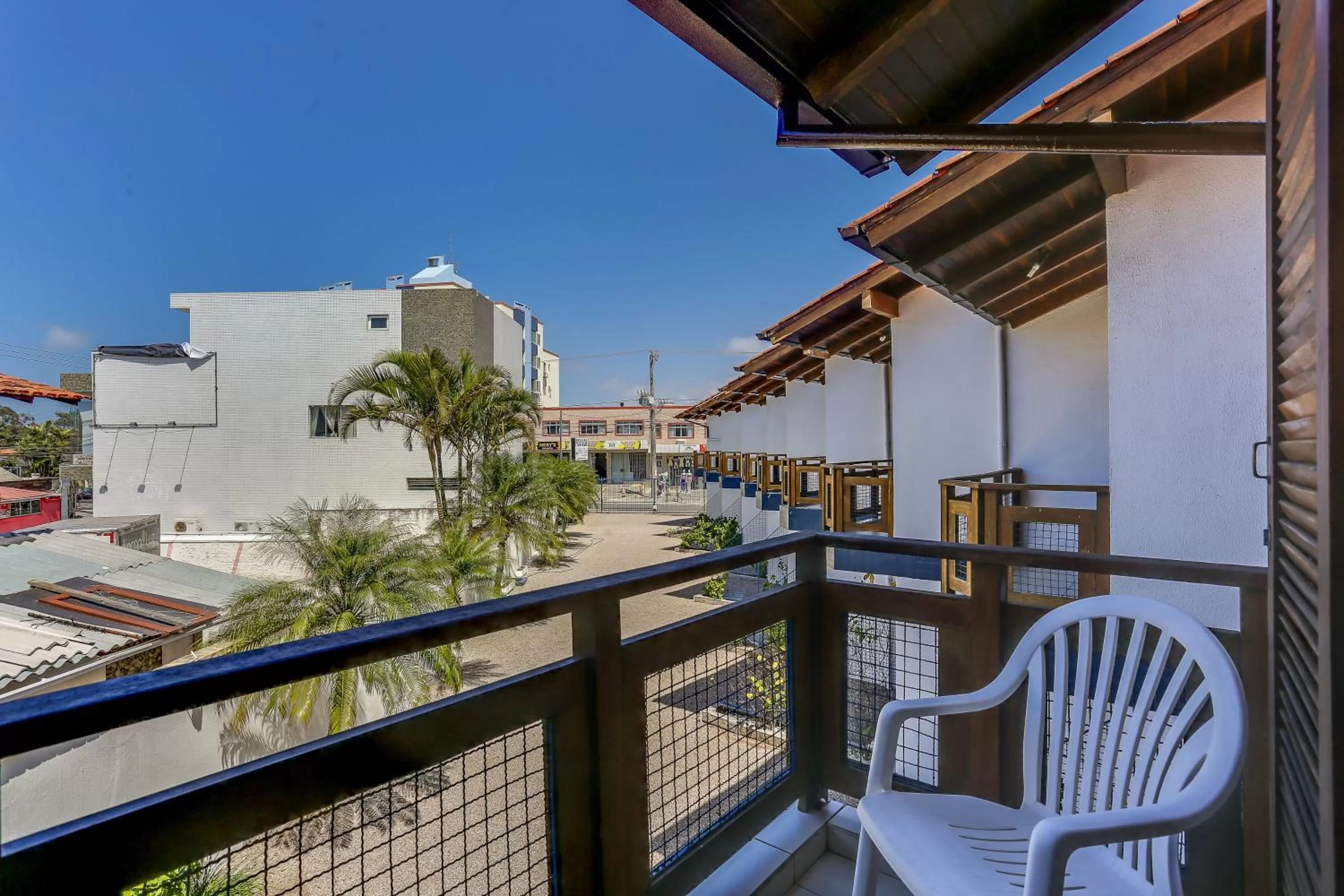 Property building, Balcony/Terrace in Pousada Saint Paul