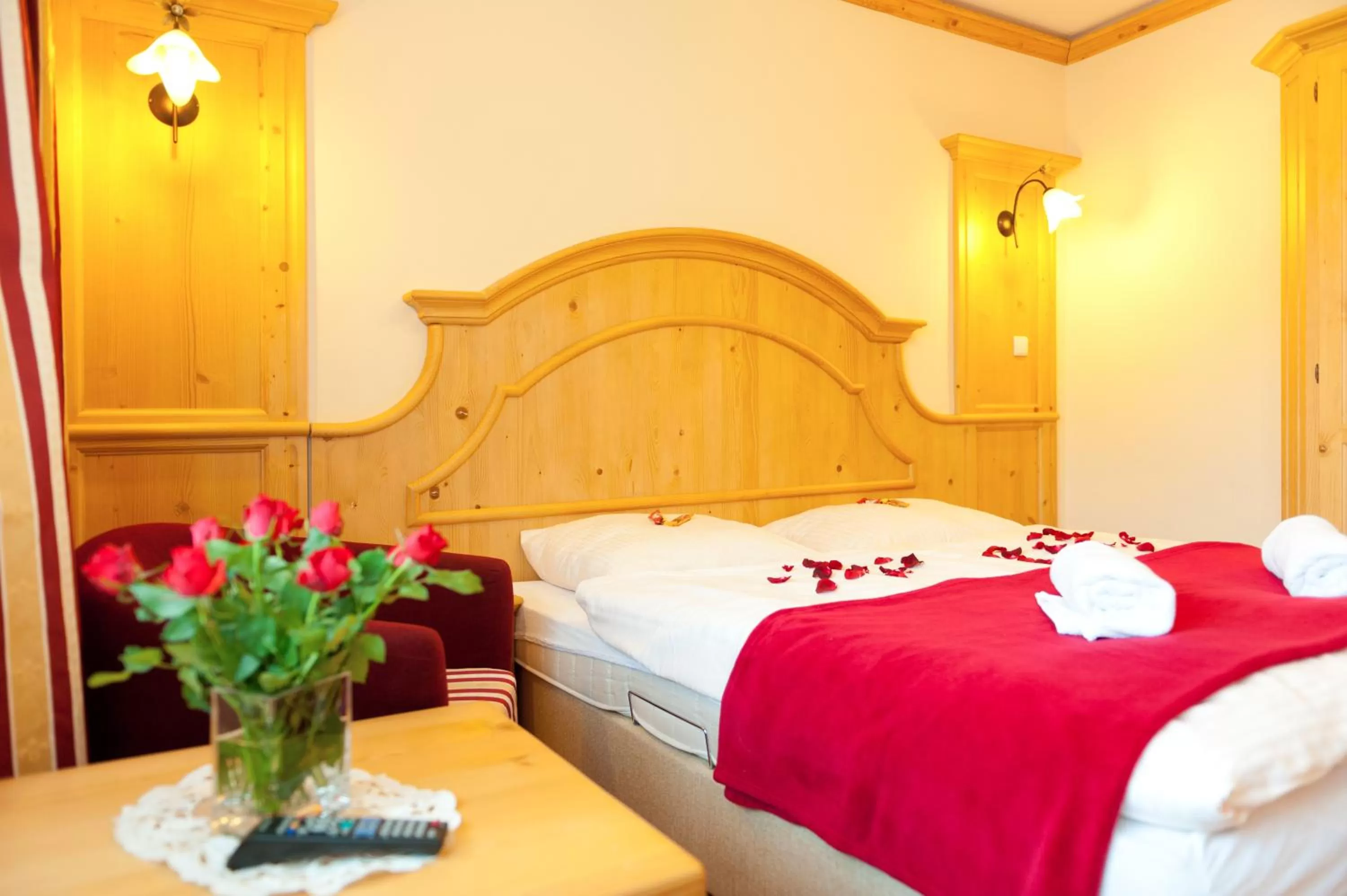 Photo of the whole room, Room Photo in Karina