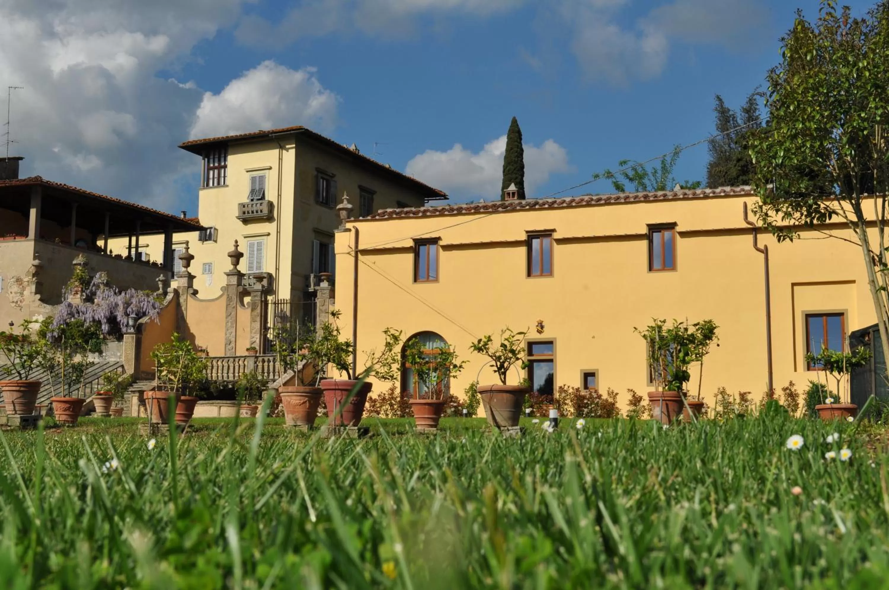 Facade/entrance in Armonie di Villa Incontri B&B