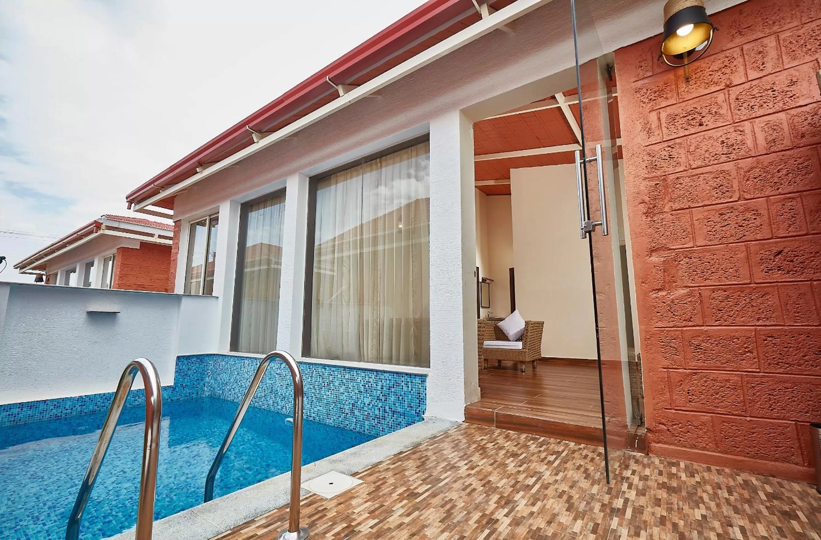 Living room in Sixth Element