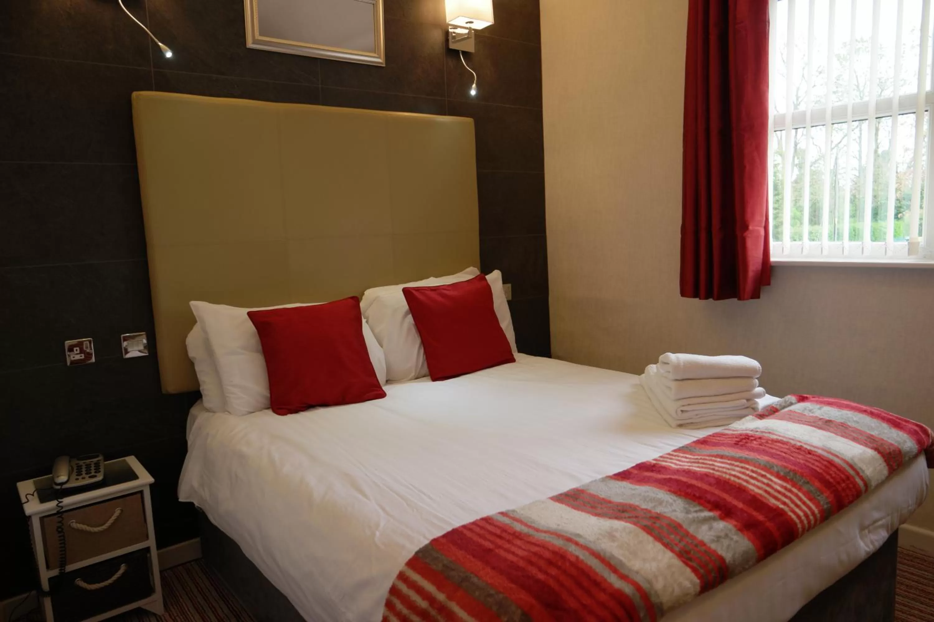 Bed in The White House Hotel