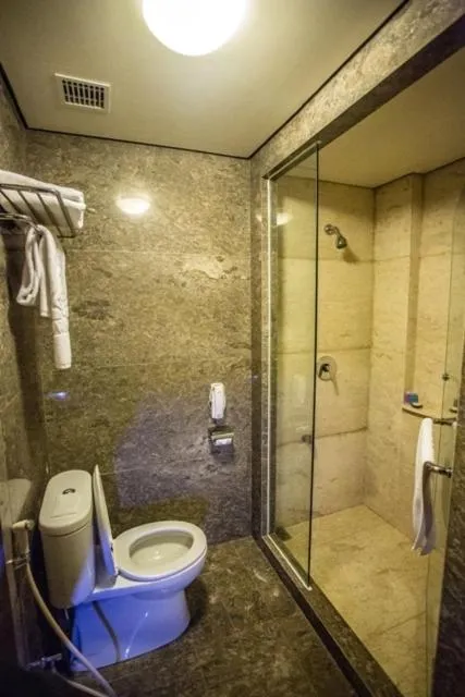 Bathroom in Crown Victoria Hotel Tulungagung