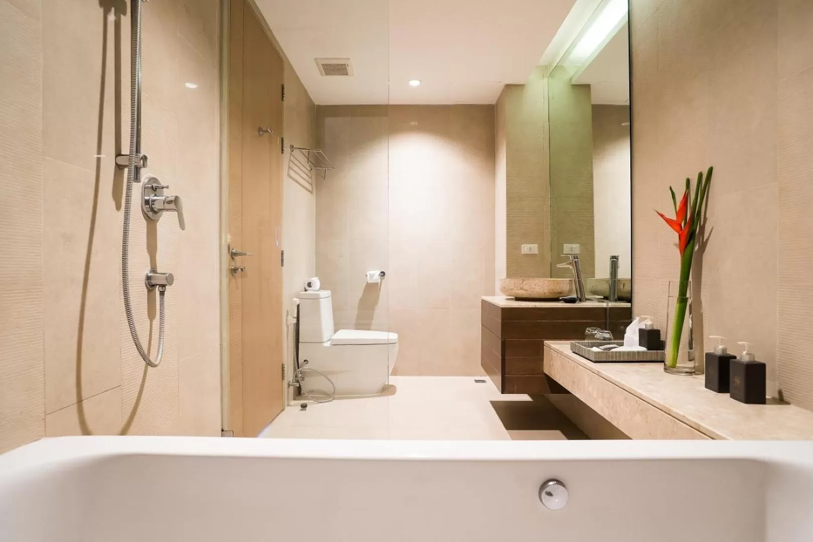 Toilet in KC Grande Resort Koh Chang