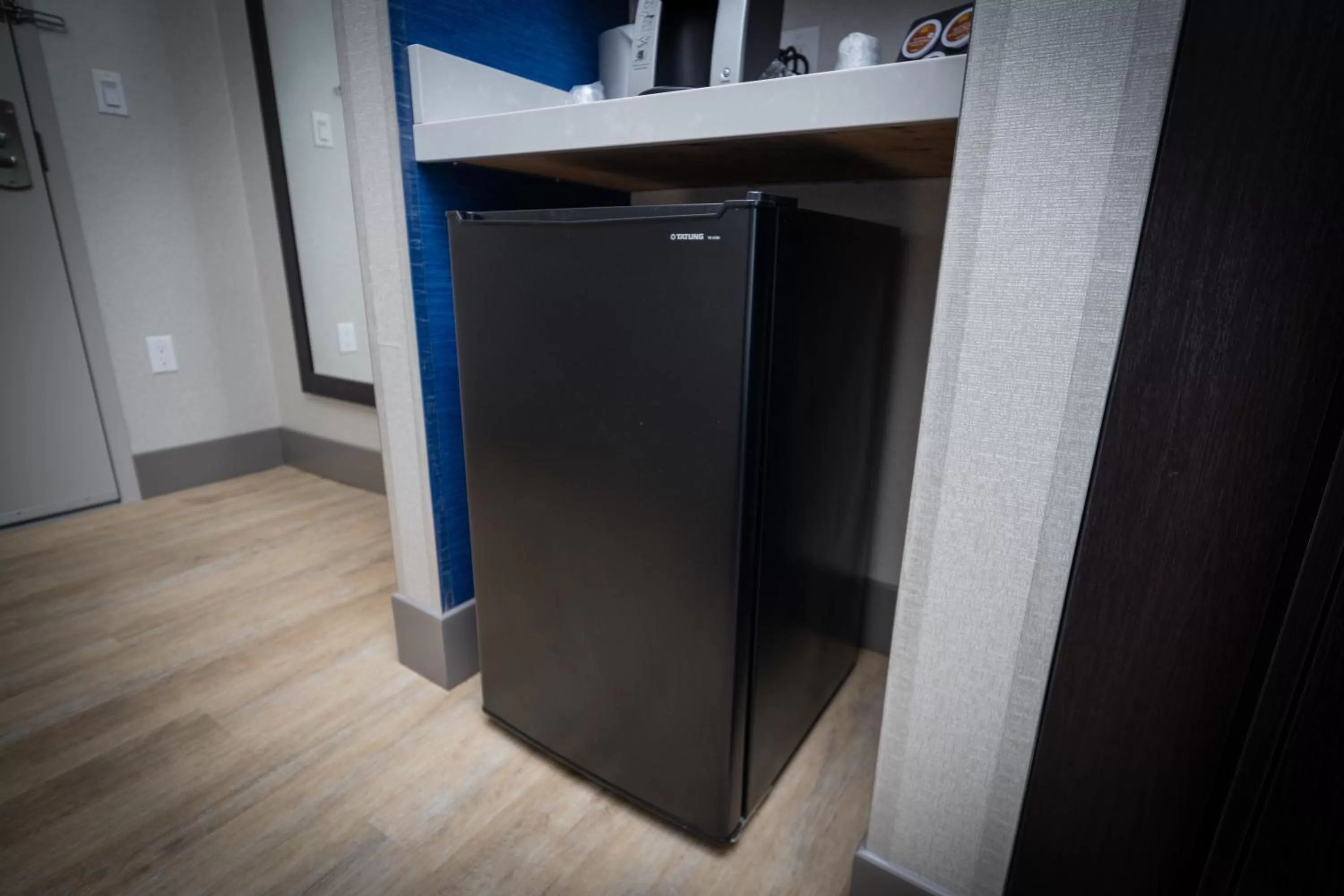 Coffee/tea facilities in Holiday Inn Express - Sunnyvale - Silicon Valley by IHG