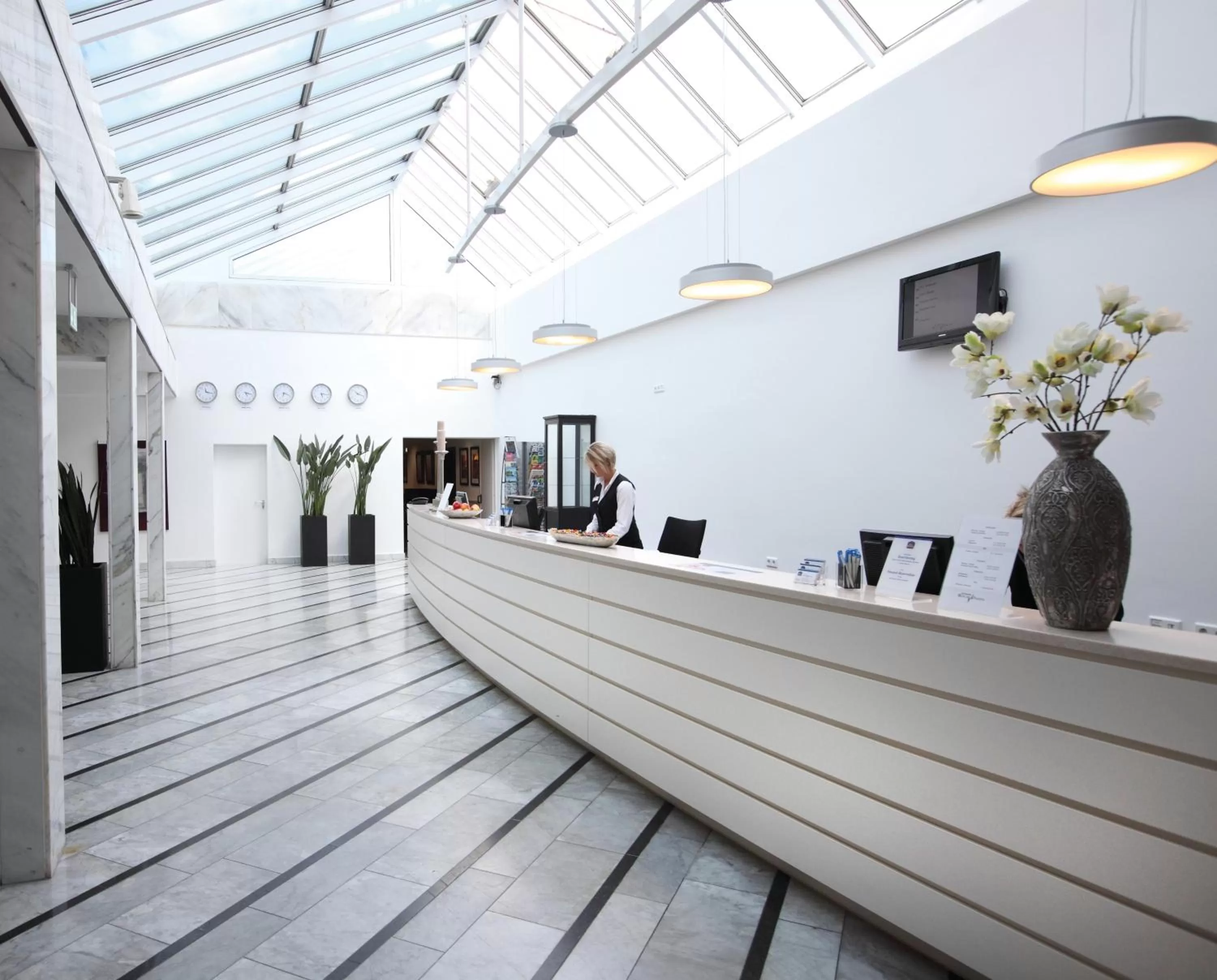 Lobby or reception in Hotel des Nordens Flensburg Wellness & Spa