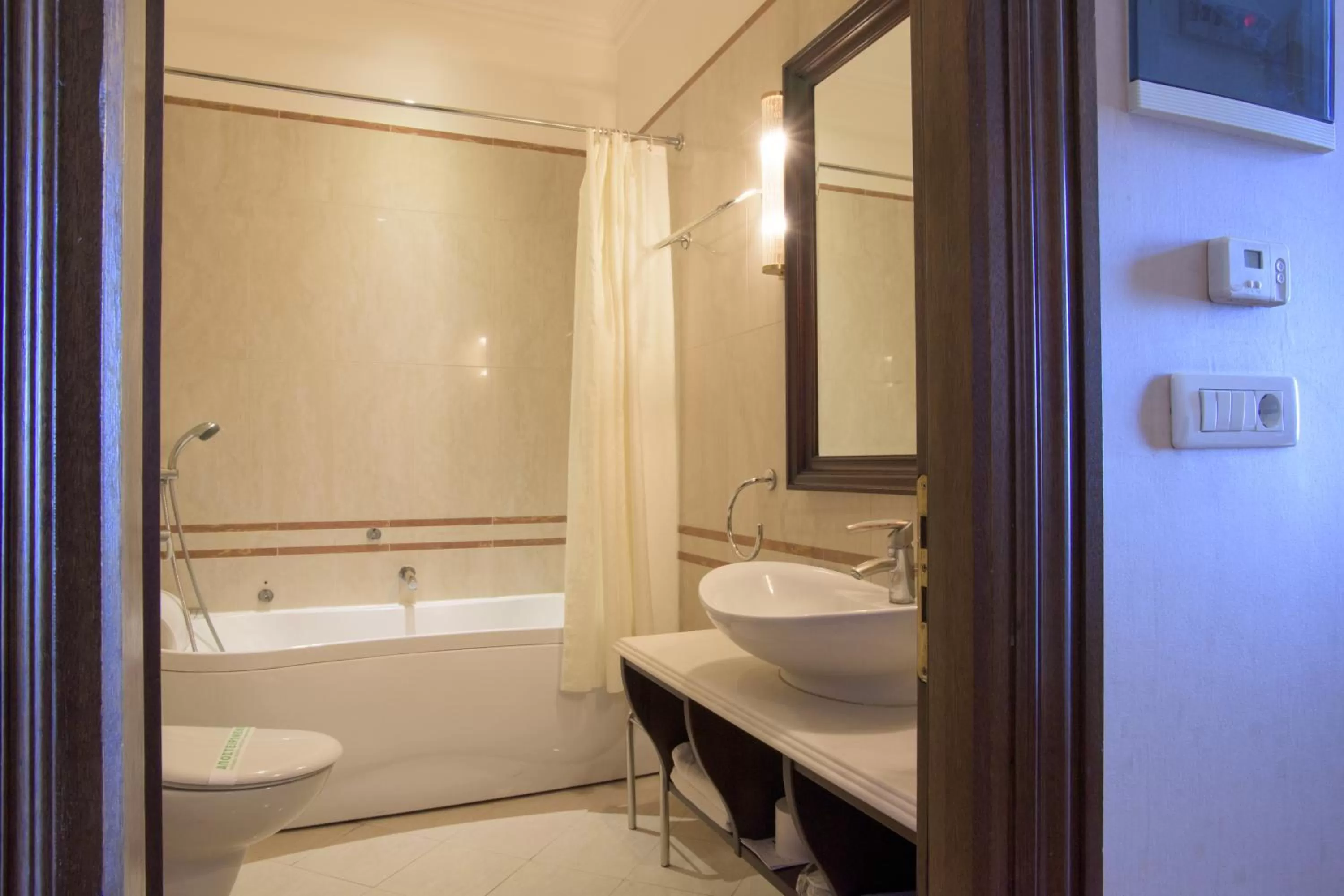 Bathroom in Grande Bretagne - Nafplio