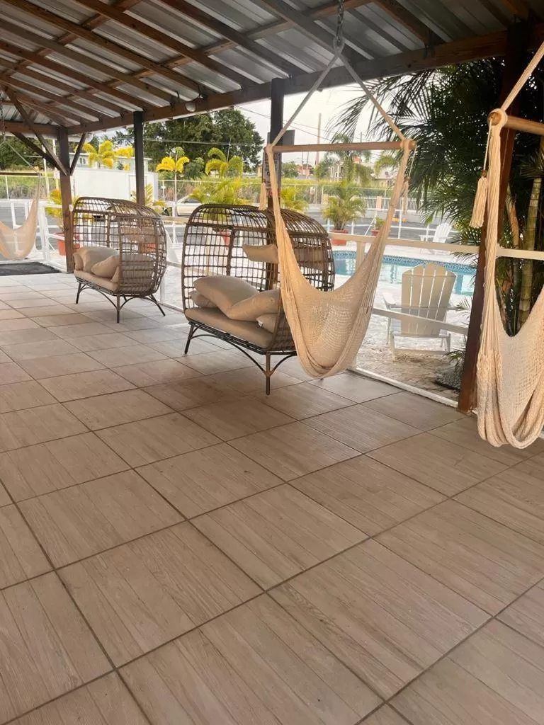 El Flamingo Beach Club