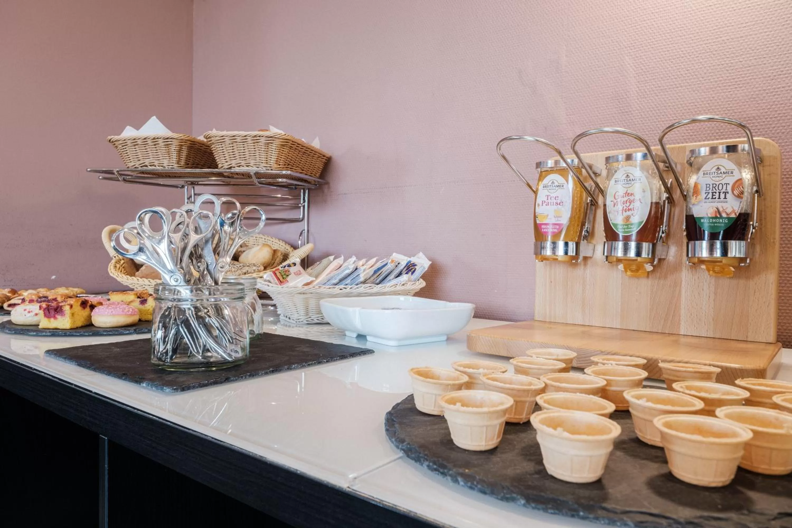 Food and drinks in Mercure Hotel Pforzheim