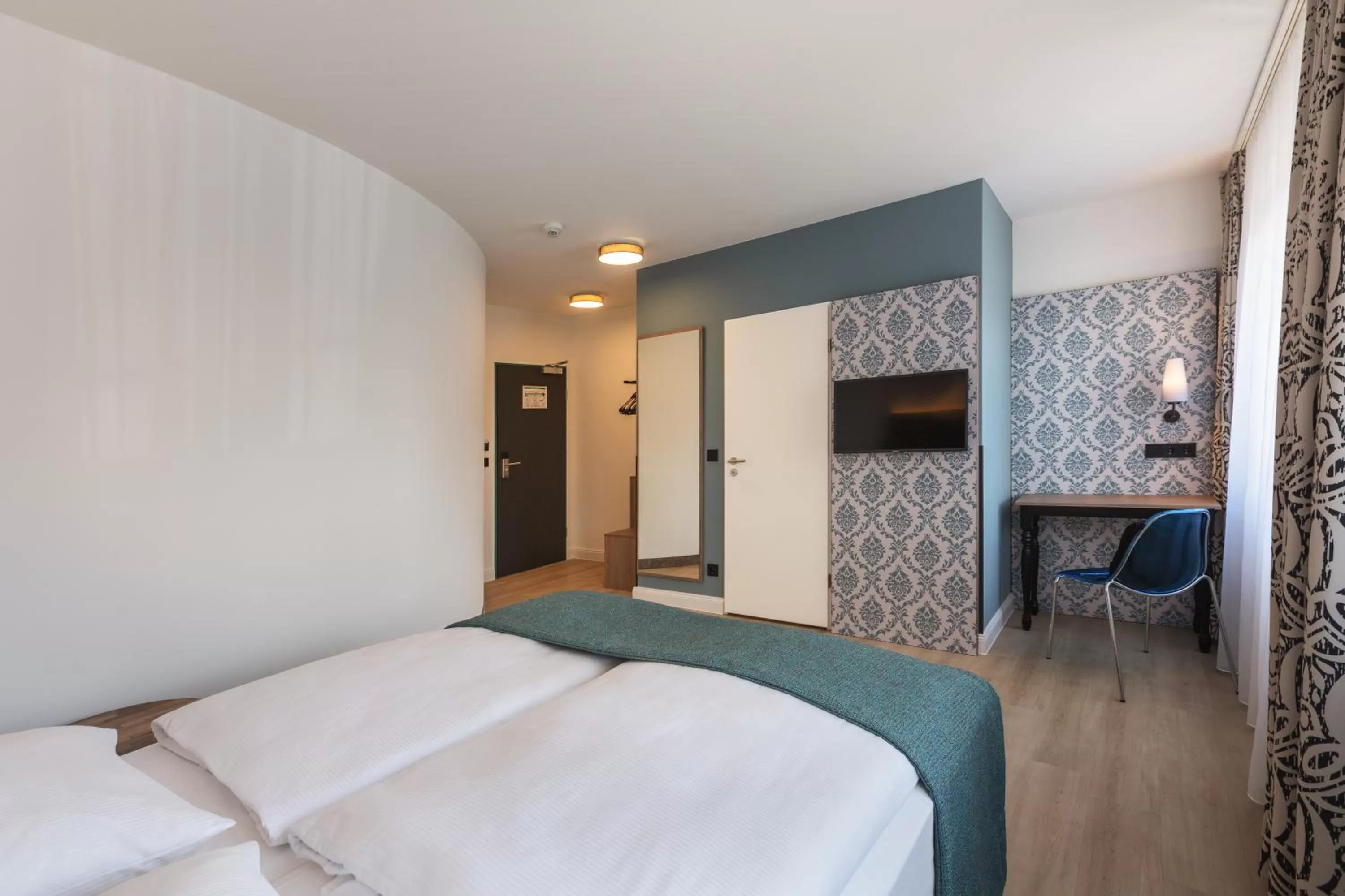 Deluxe Double Room in Garner Hotel Hamburg Nord by IHG