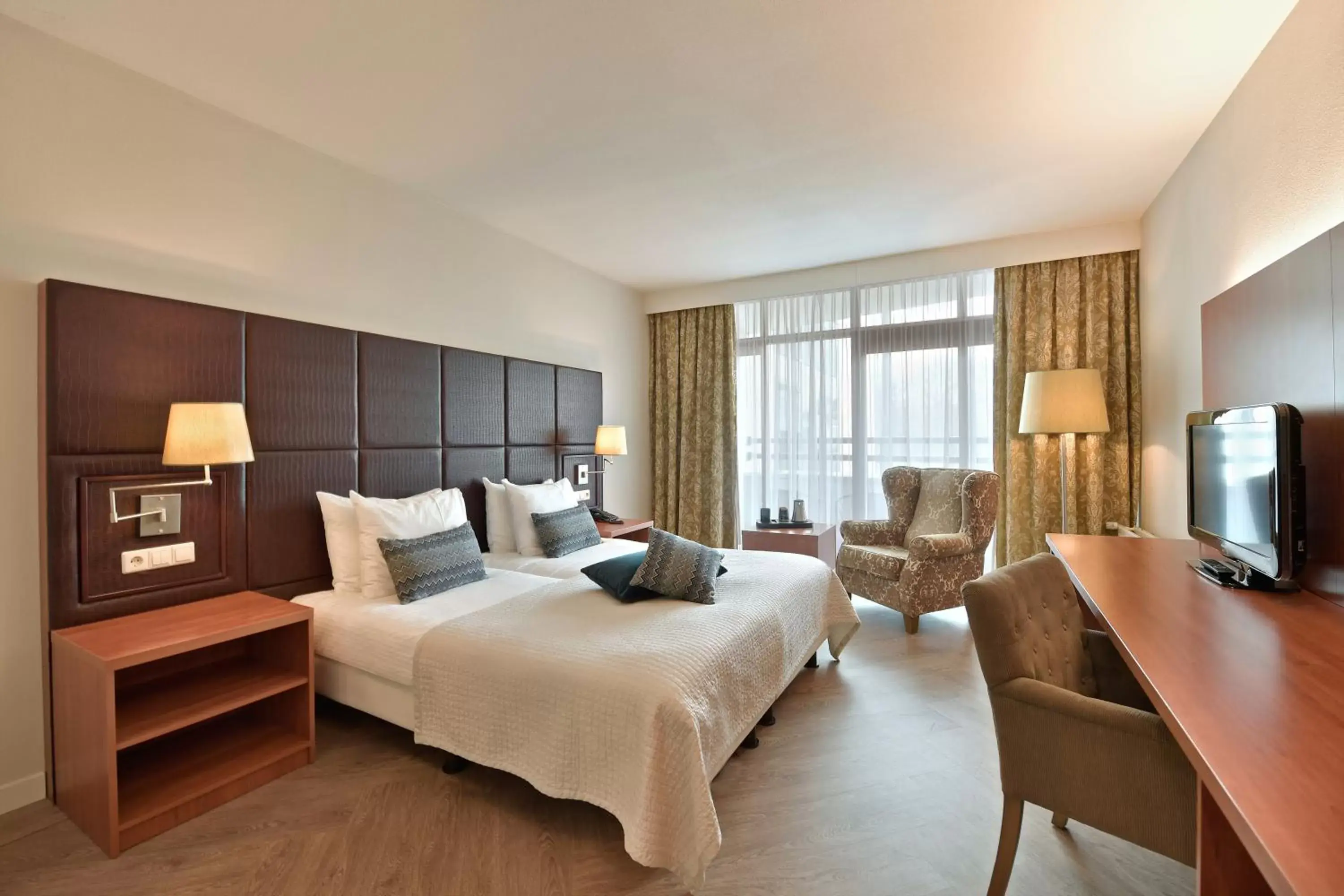 Standard Twin or Double Room in Van der Valk Theaterhotel Almelo Standard Twin or Double Room in Van der Valk Theaterhotel Almelo