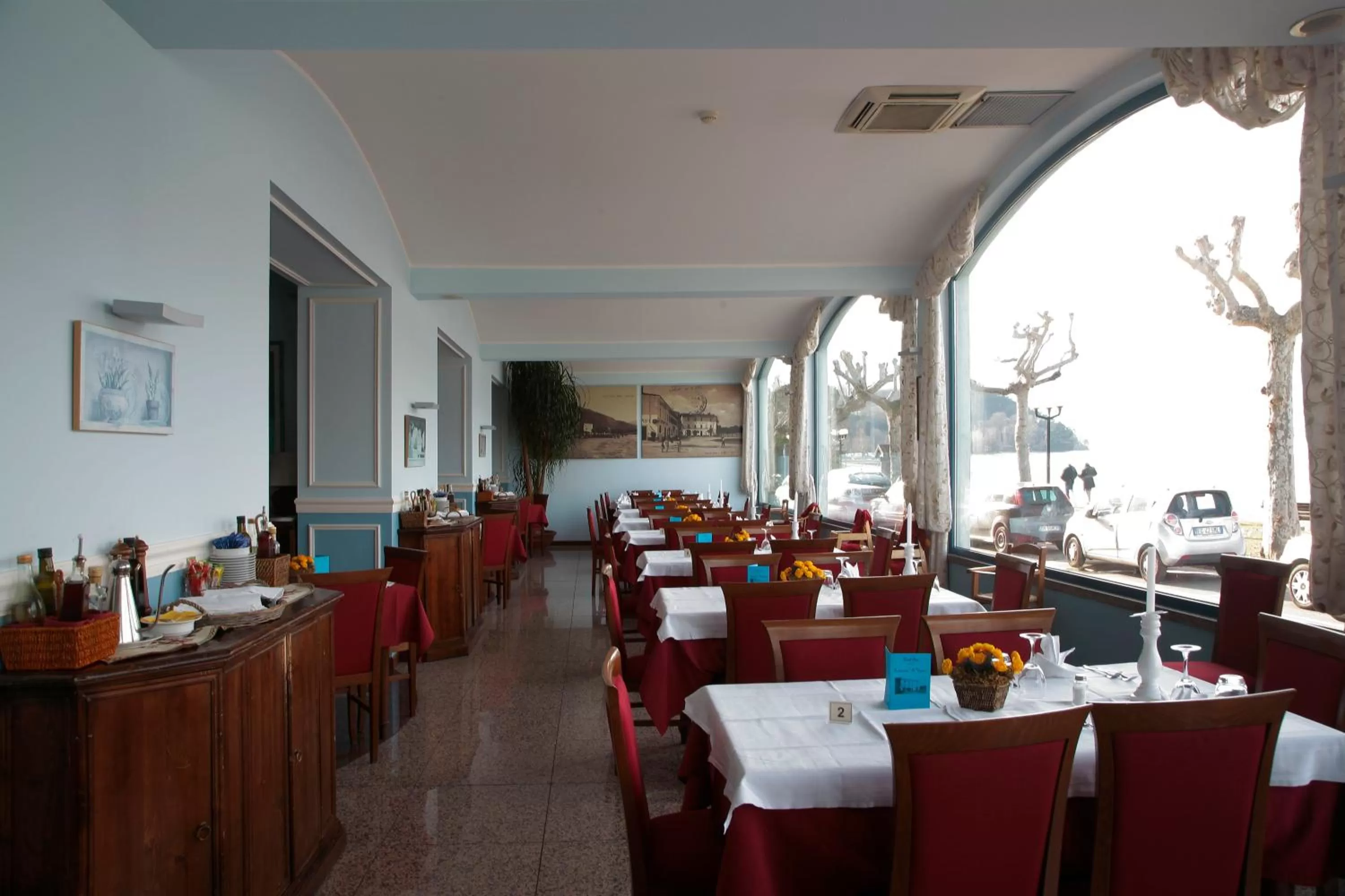Restaurant/places to eat in Hotel Risi