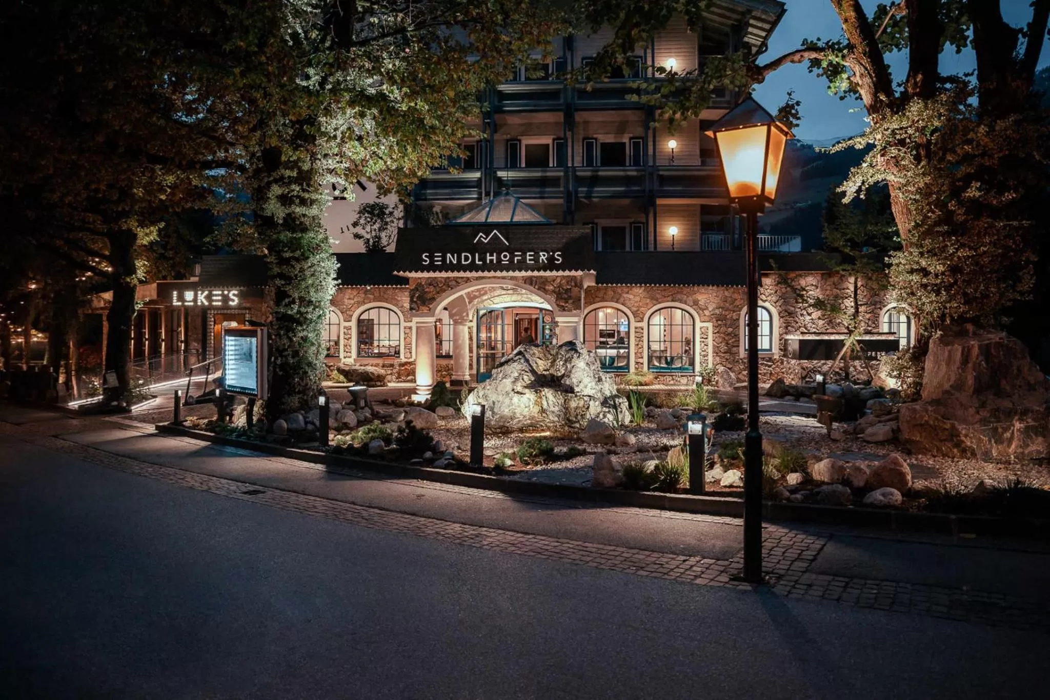 Property building in Sendlhofer's