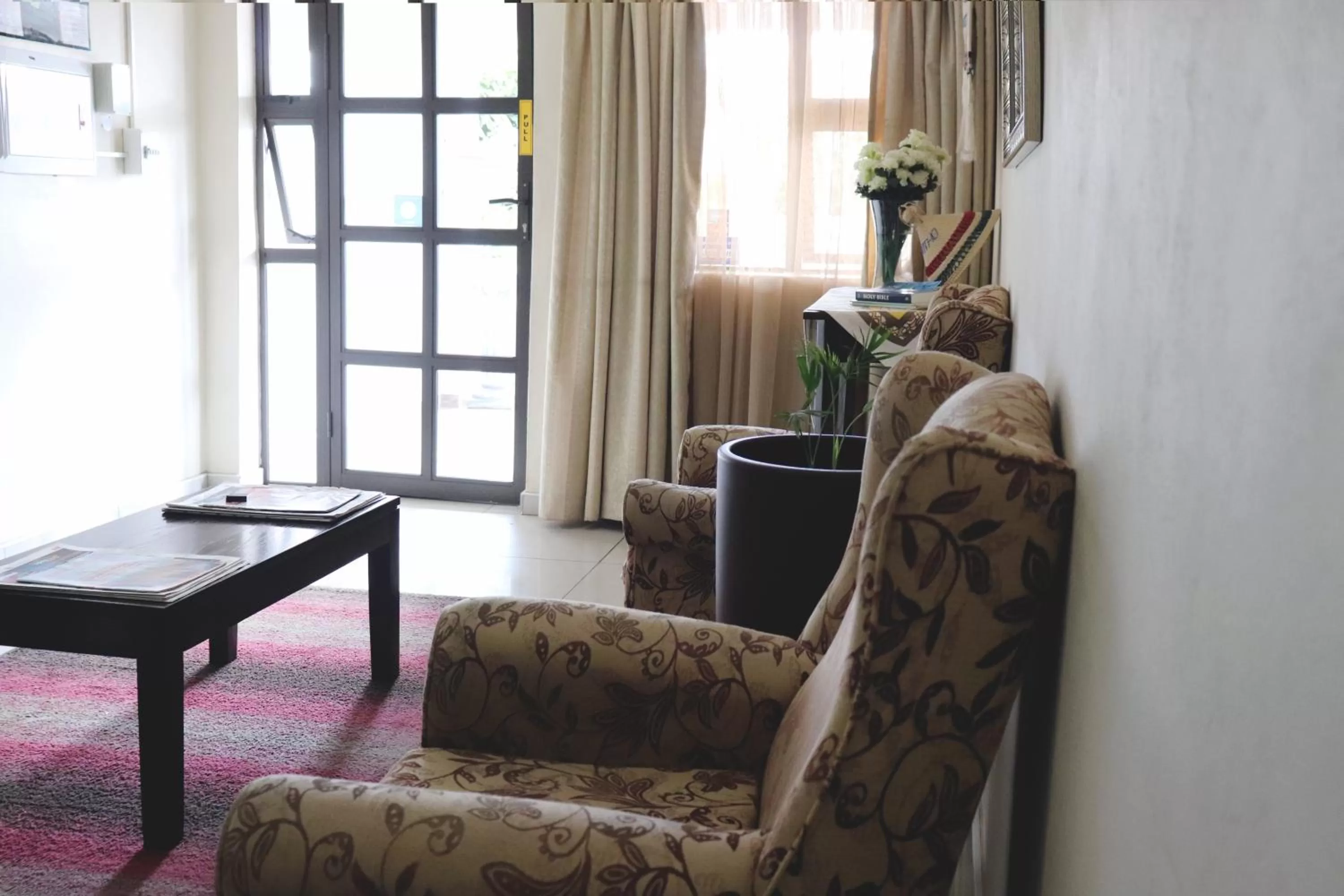 Lobby or reception, Seating Area in Tribute Guest House Matala