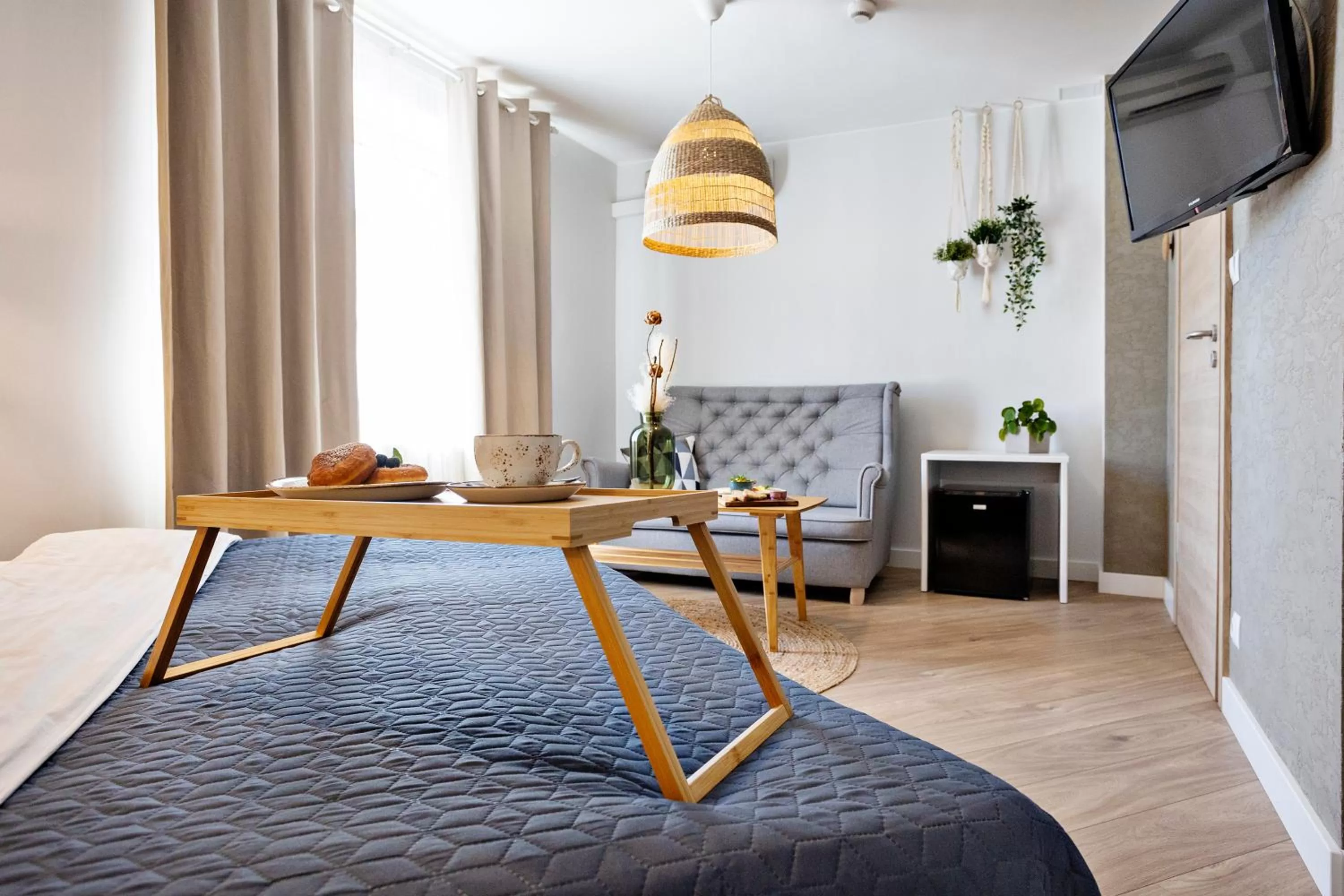 Photo of the whole room, Seating Area in Szuflada