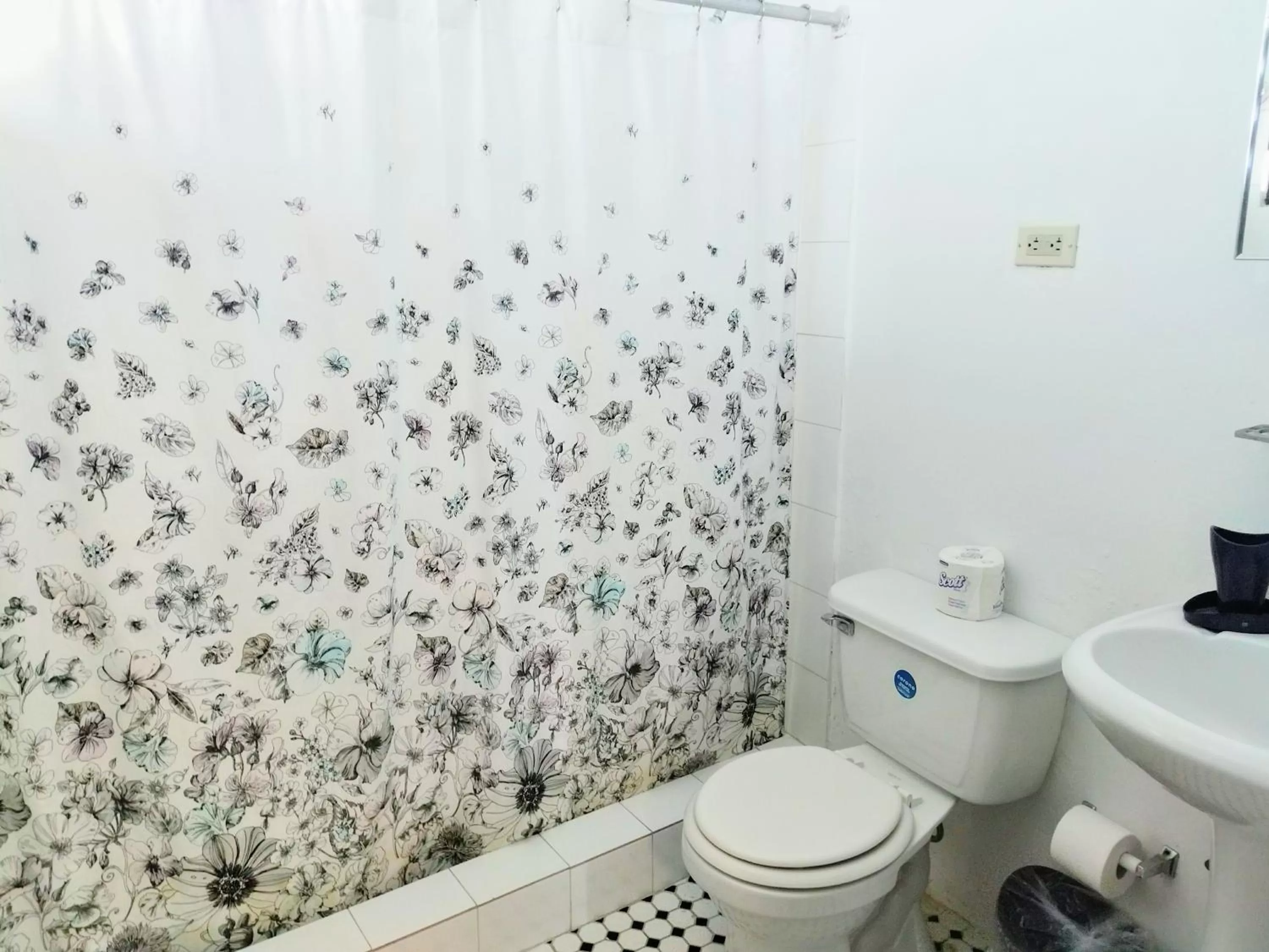 La Capitana Old San Juan Building