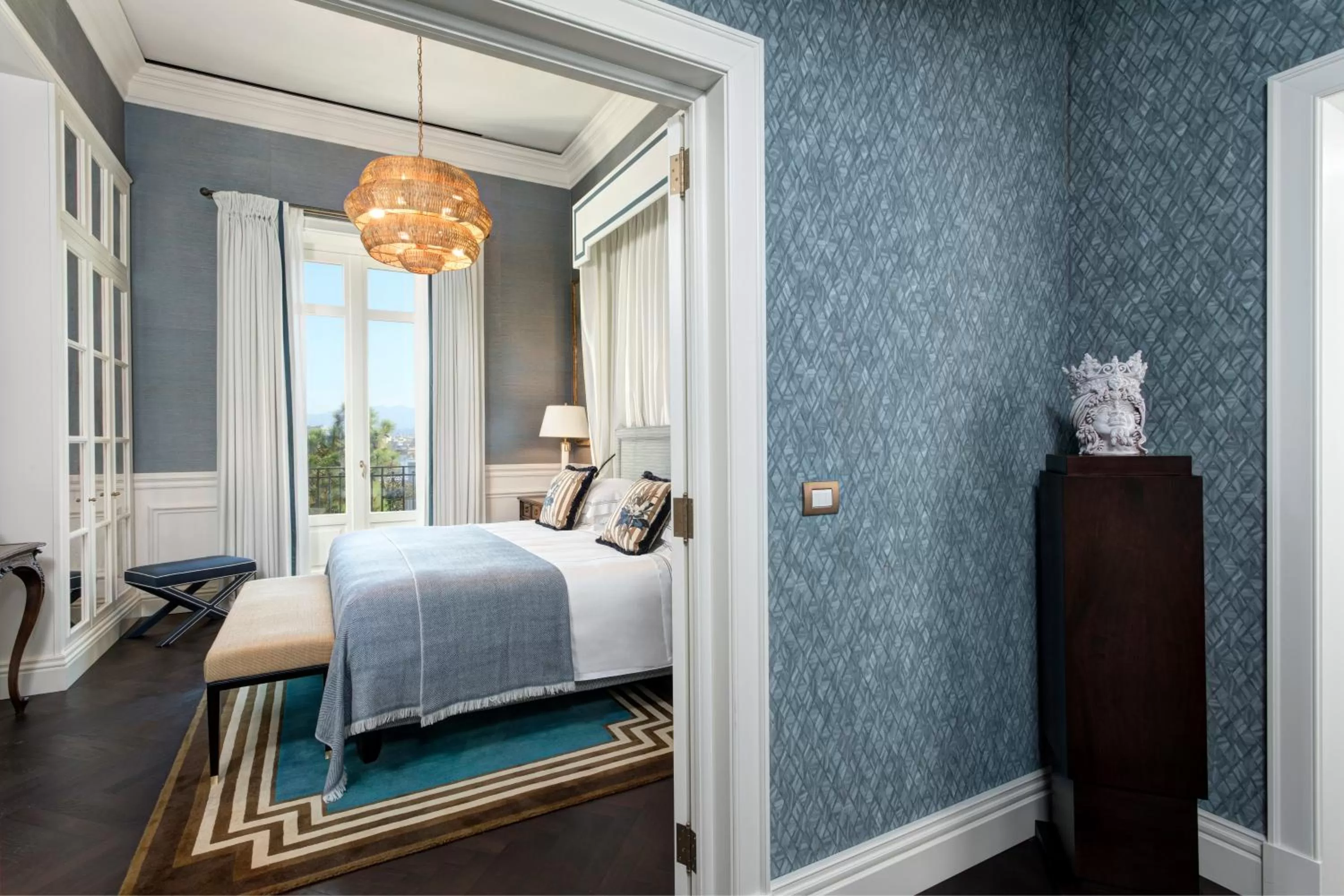 View (from property/room), Bed in Rocco Forte Villa Igiea