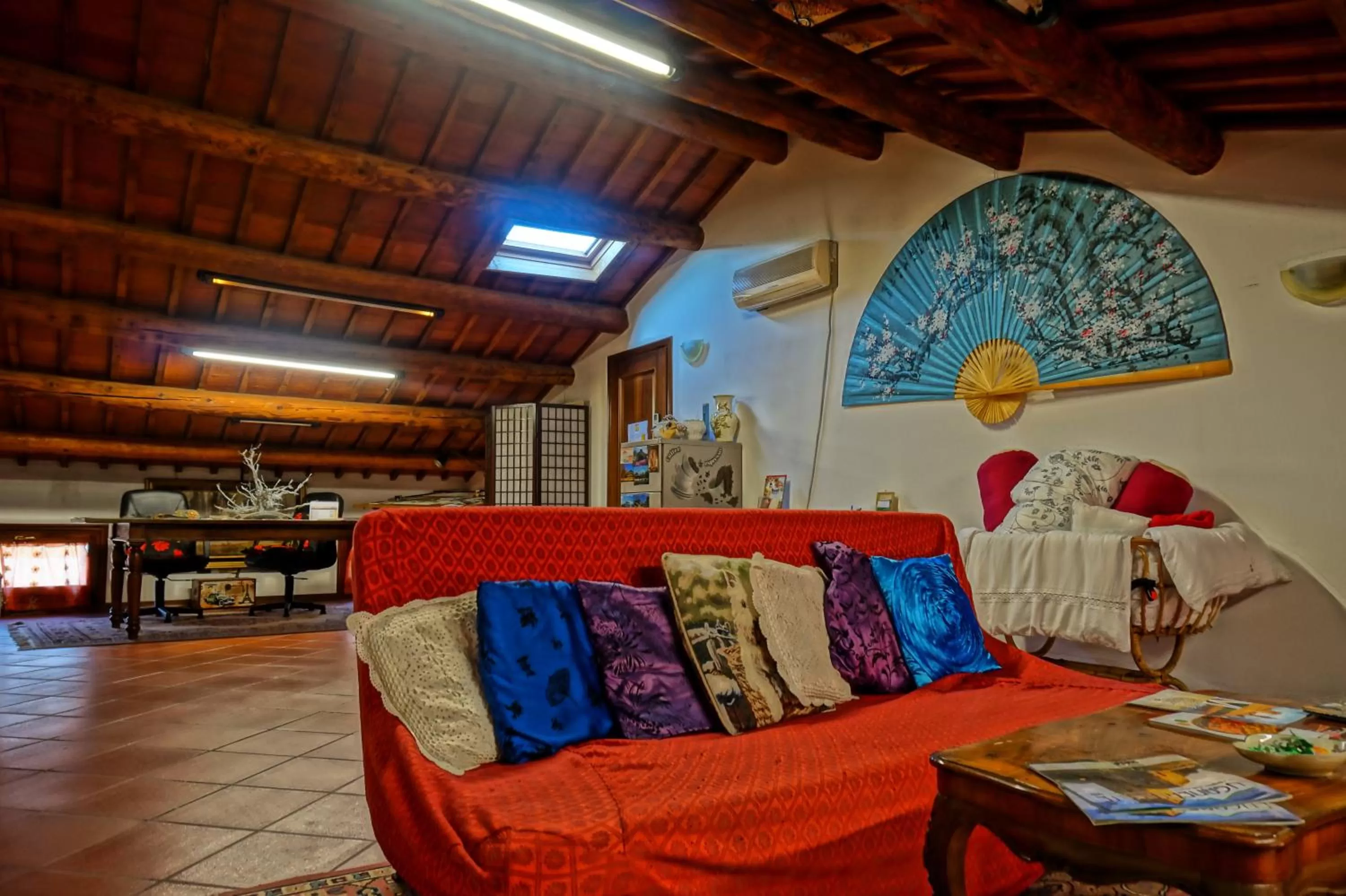 Communal lounge/ TV room in Casa Stefy