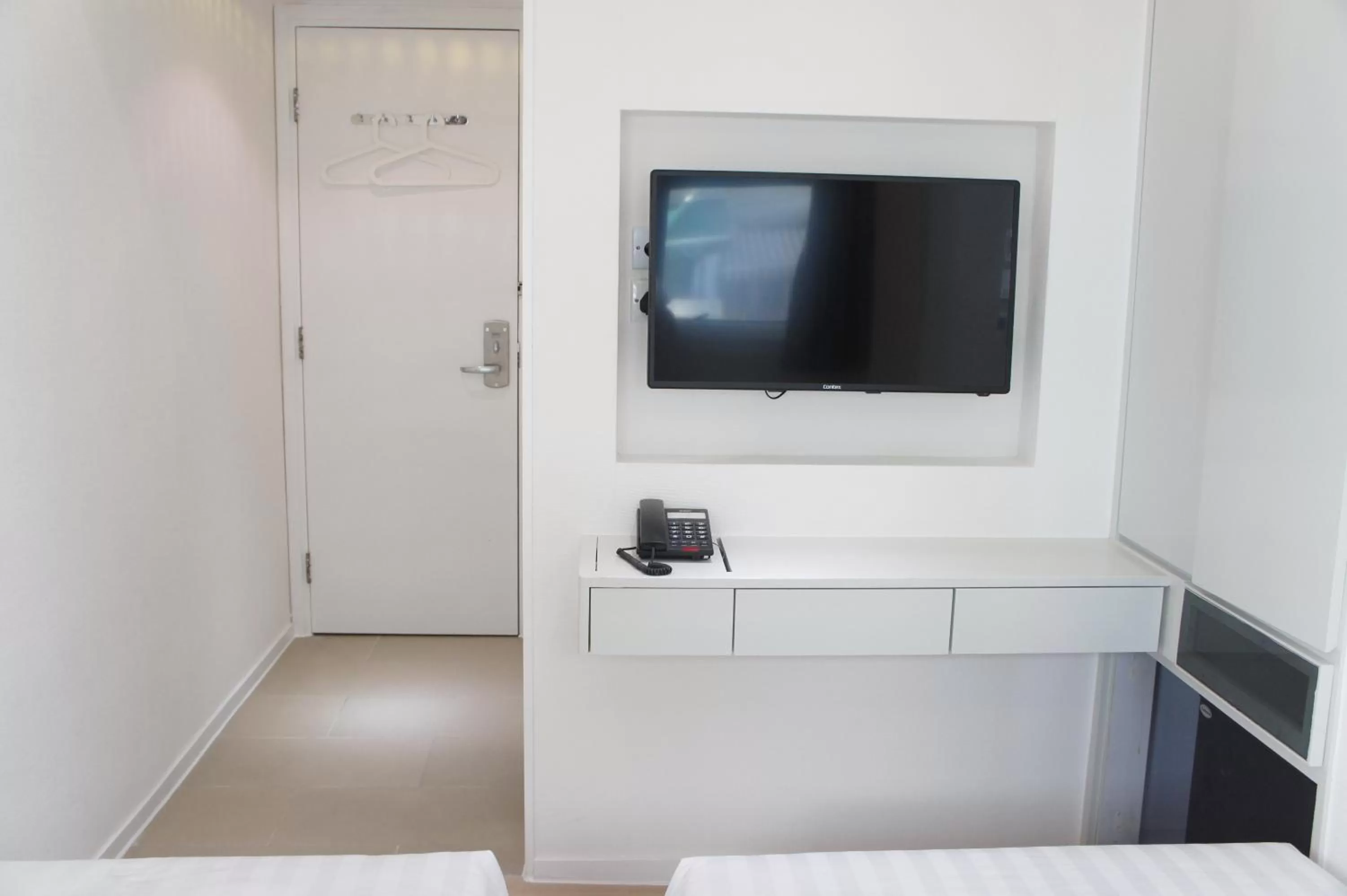 TV and multimedia, Bed in Homy Central