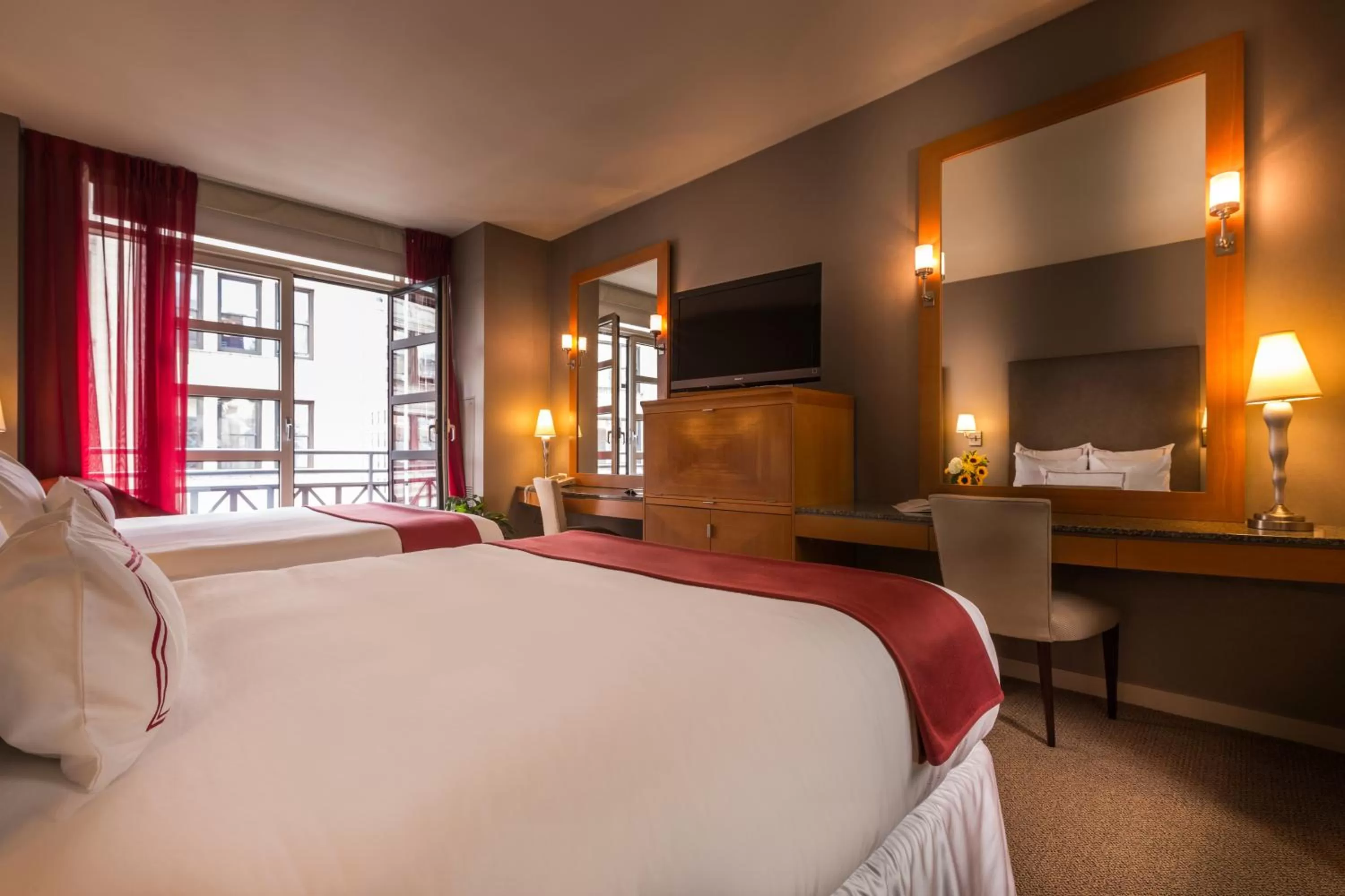 Day, Bed in Hotel Giraffe by Library Hotel Collection