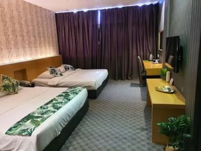 Grandeur Hotel And Spa