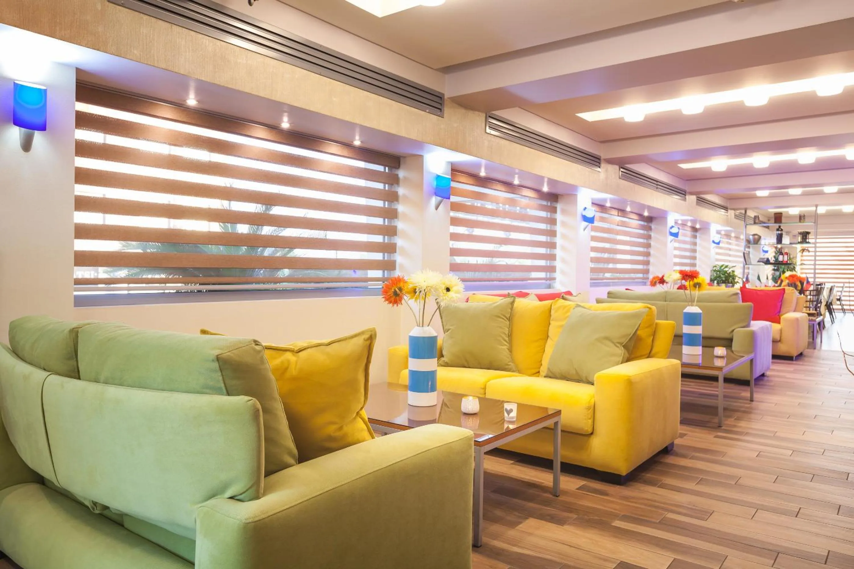 Lounge or bar in Tropical Hotel